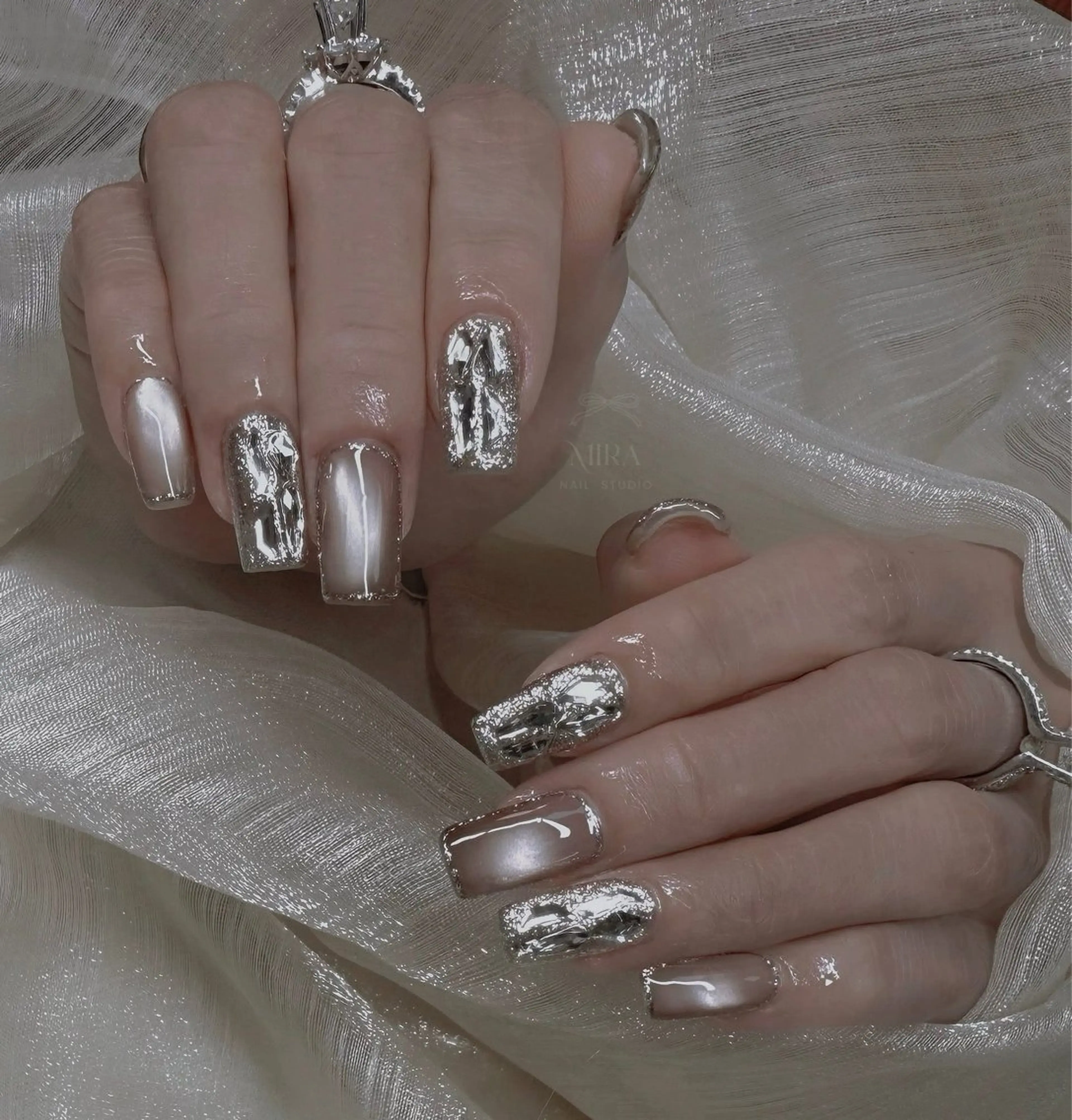 ネイル Mira Nail Studioのネイルデザイン