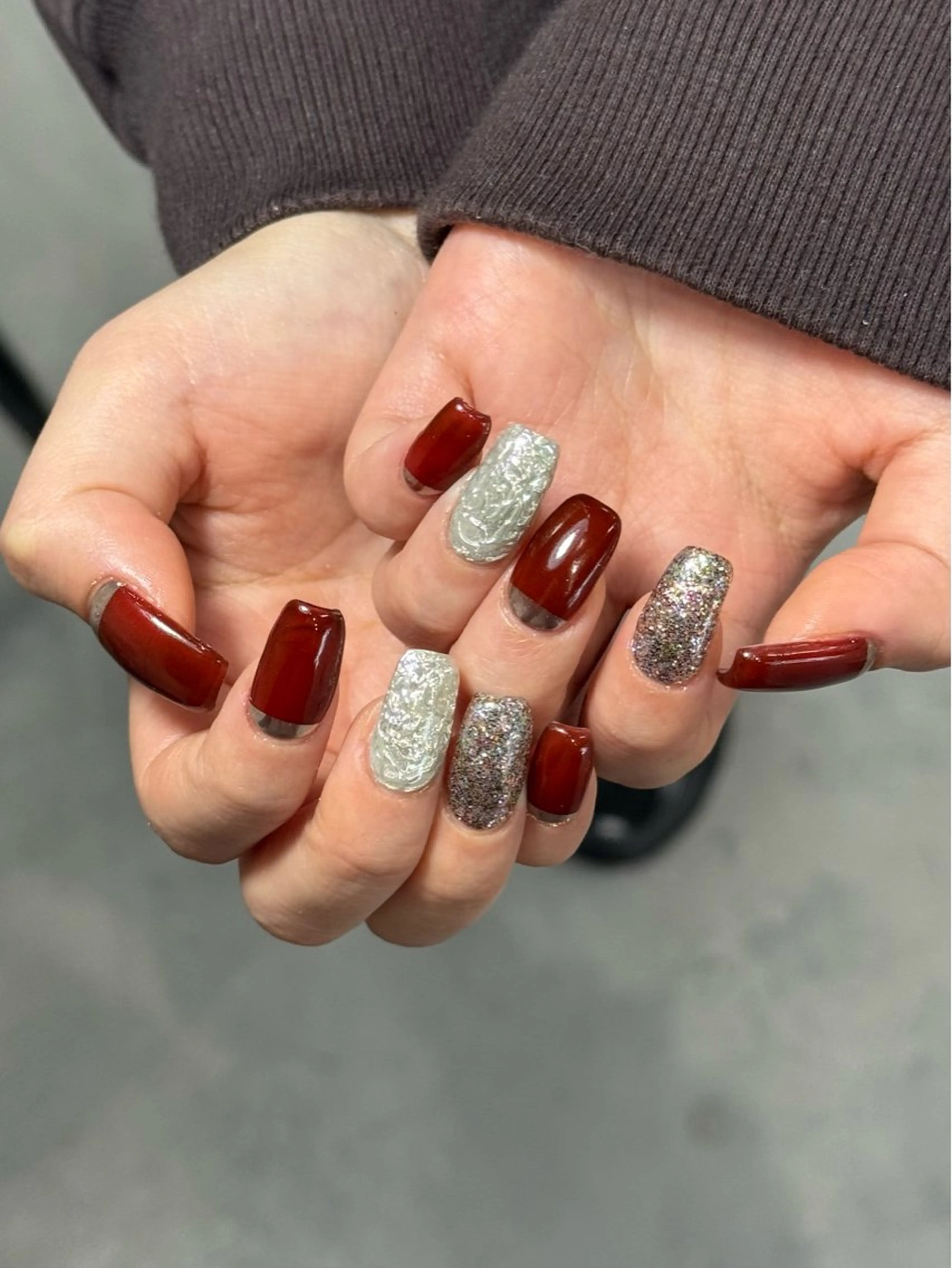 ネイル キラキラネイル ラメ(グリッター) ミラーネイル ハンドネイル Momoka ネイリスト福岡/薬院のネイルデザイン