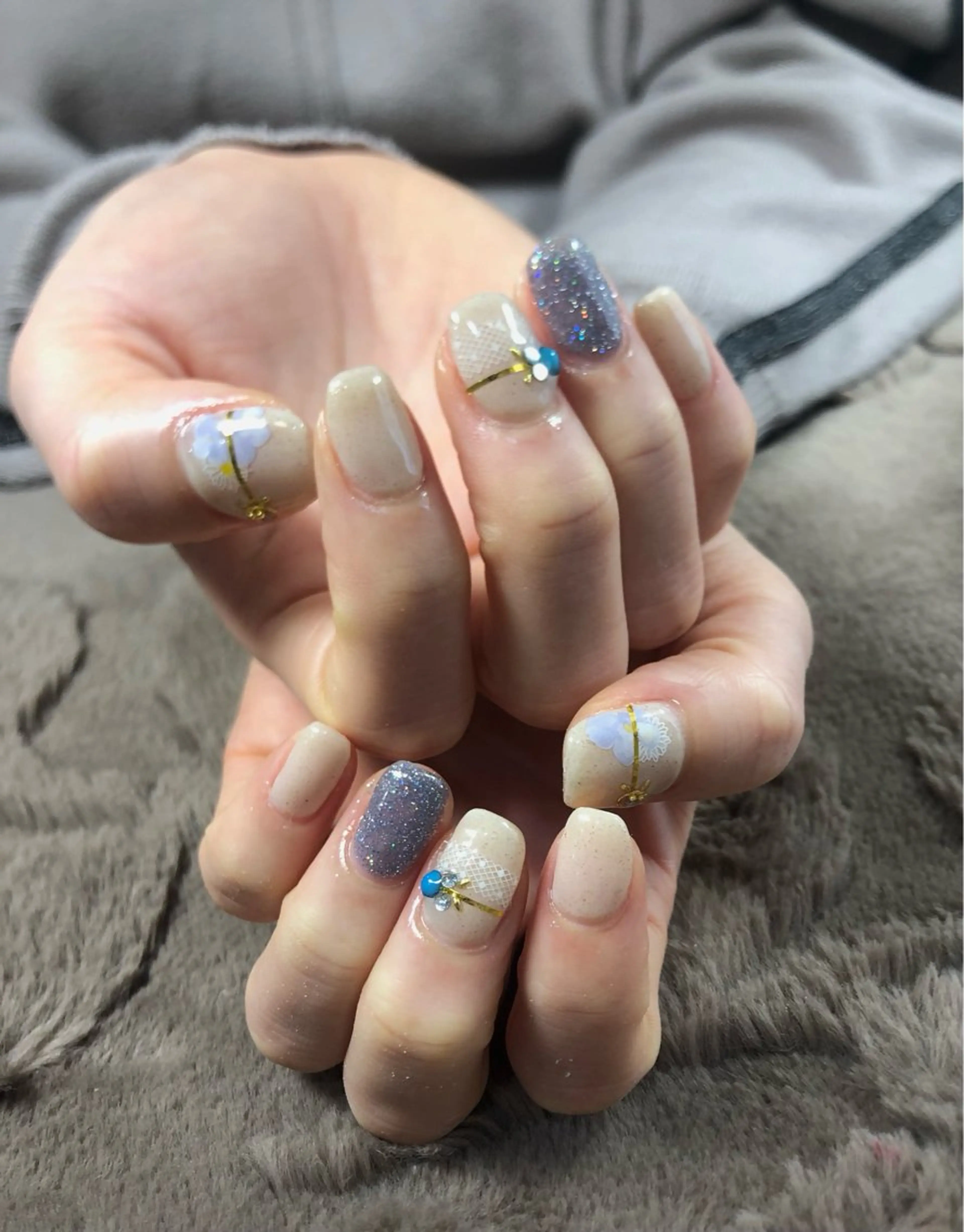 ミディアム サロンku'u所属・salon kuuのネイルデザイン