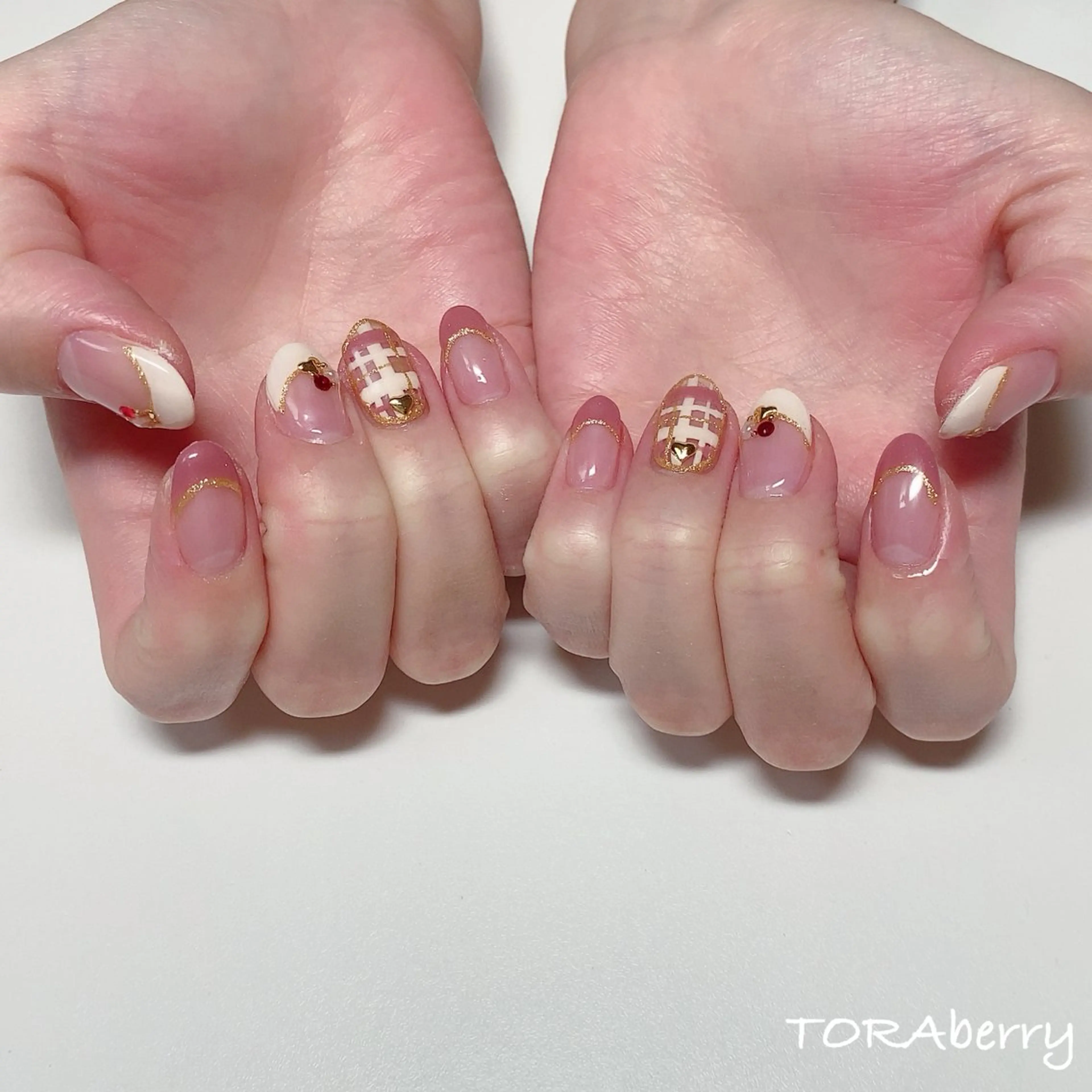 ネイル ハンドネイル ネイリスト なつみのネイルデザイン