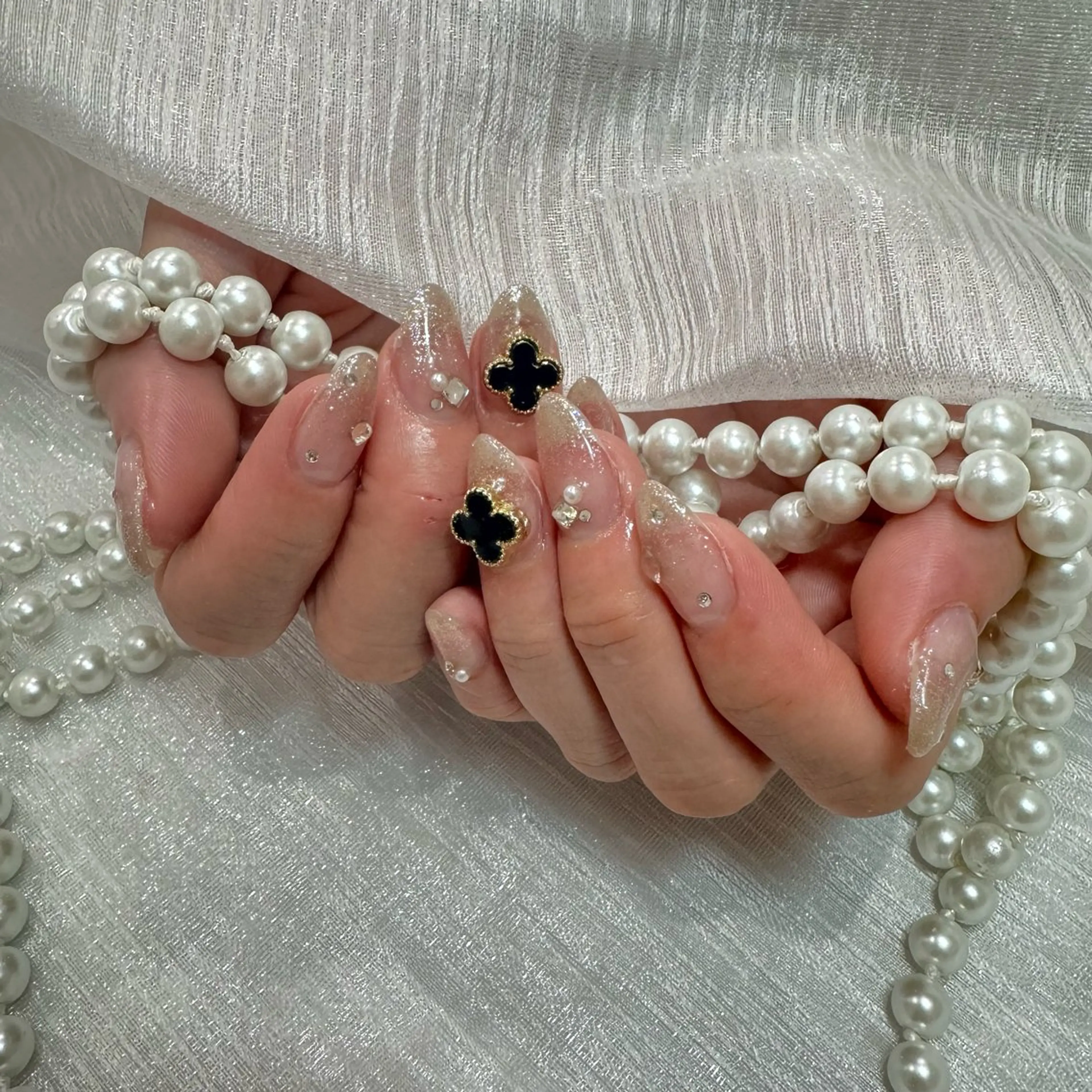 ネイル WISTERIA kozueのネイルデザイン