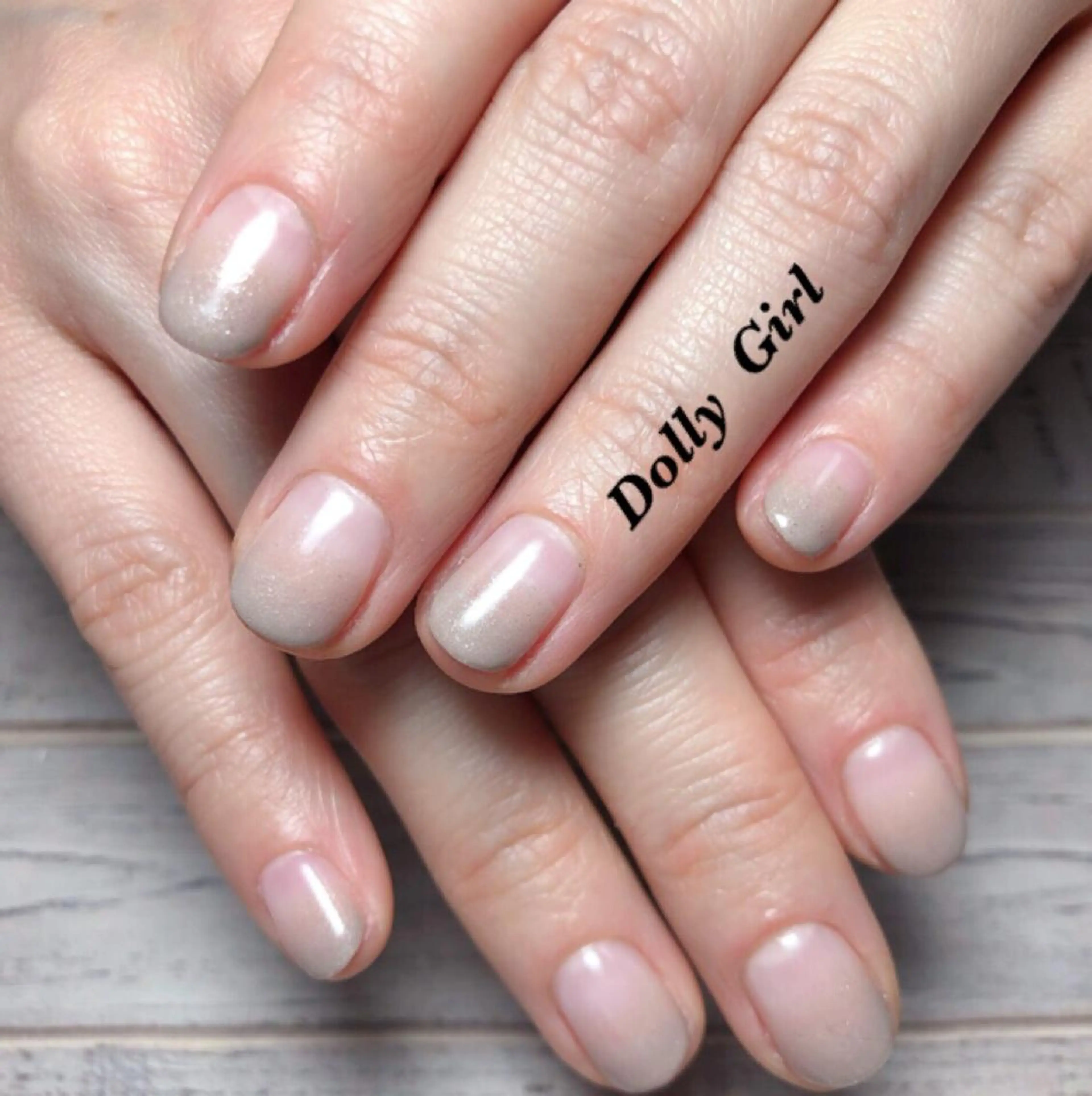 ネイル 個室ネイルサロンDolly  Girl〜ドーリーガール〜所属・DollyGirl KYOKOのネイルデザイン