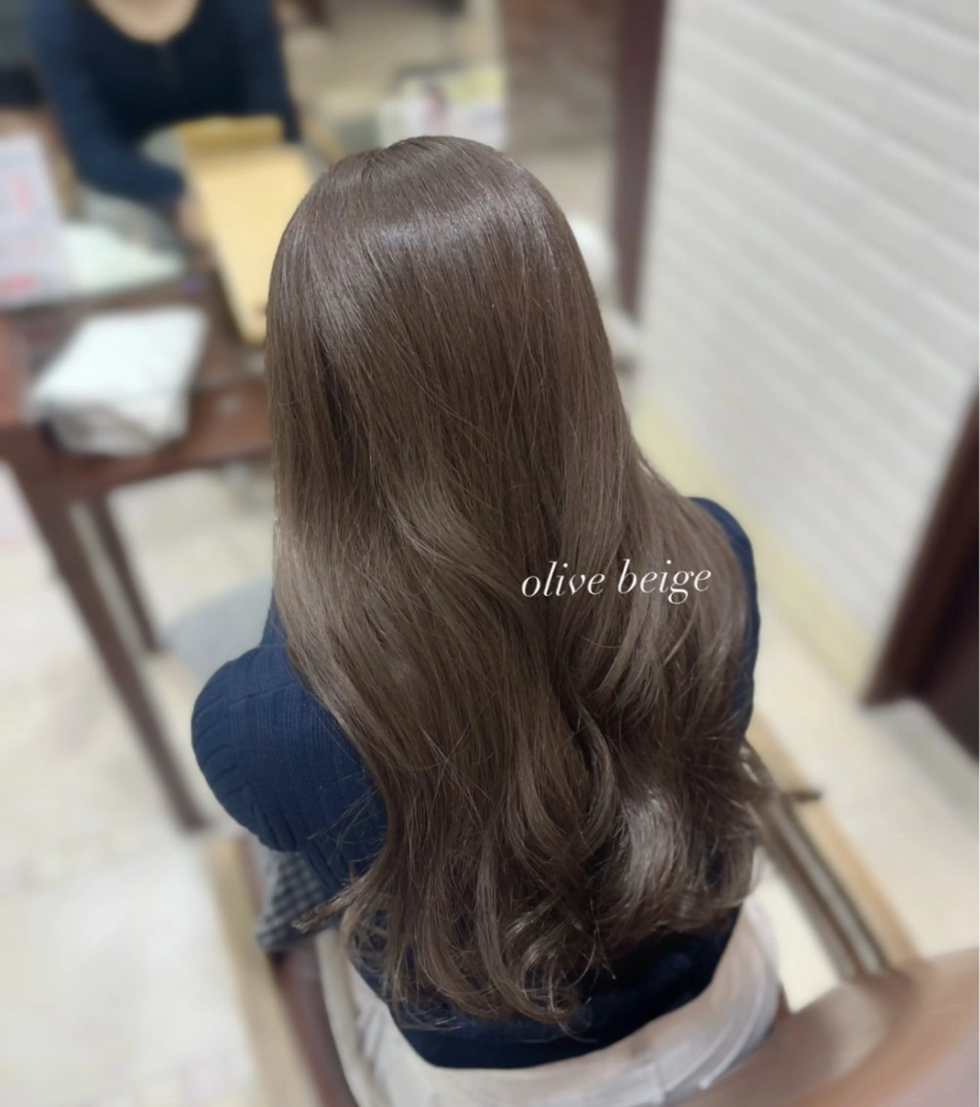 ロング カット ヘアカラー トリートメント 透明感カラー／ 艶感カラー／RAMUのヘアスタイル