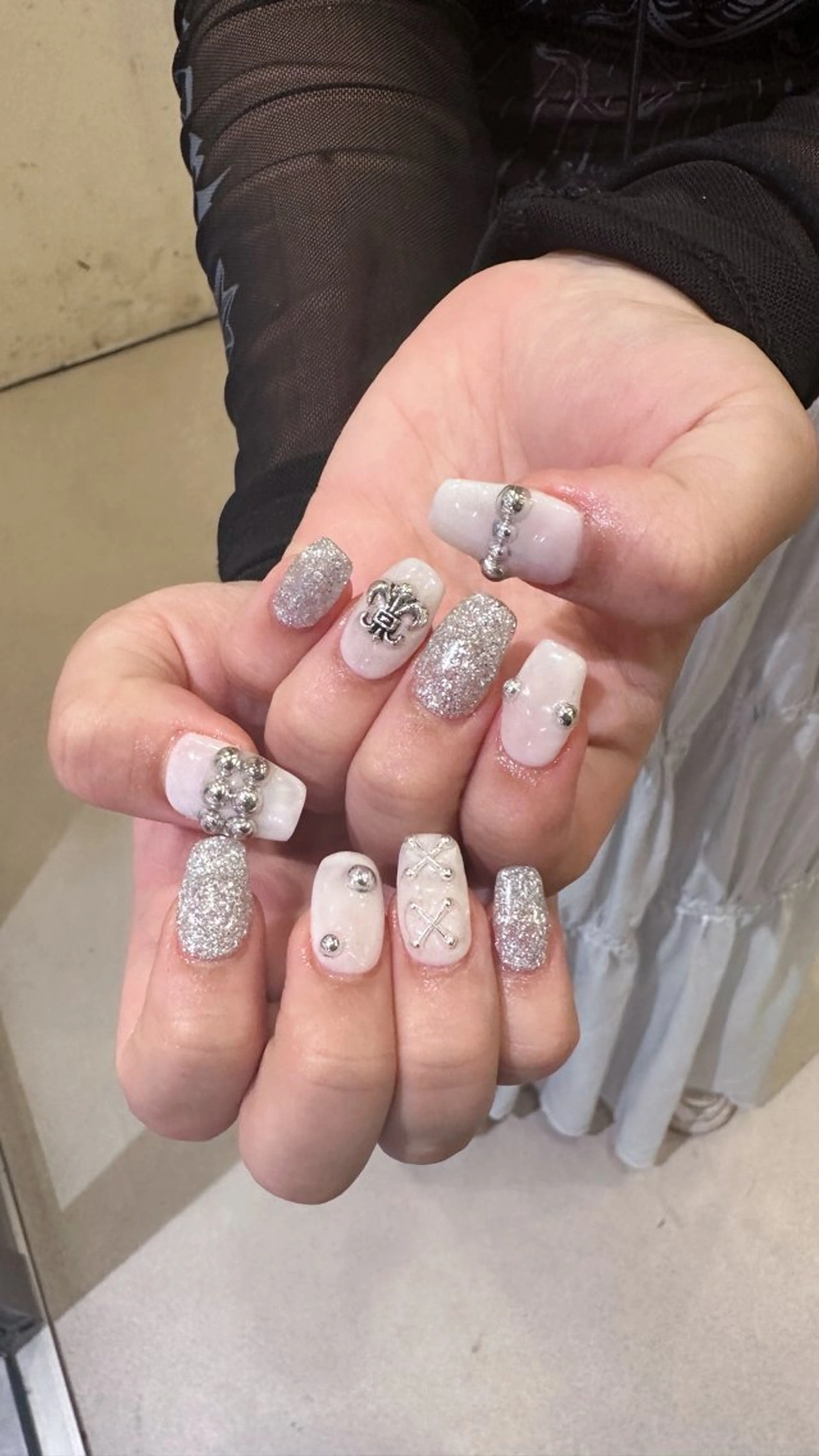 ネイル ハンドネイル 👽個性派ネイル🎀 komachiのマツエク・マツパデザイン