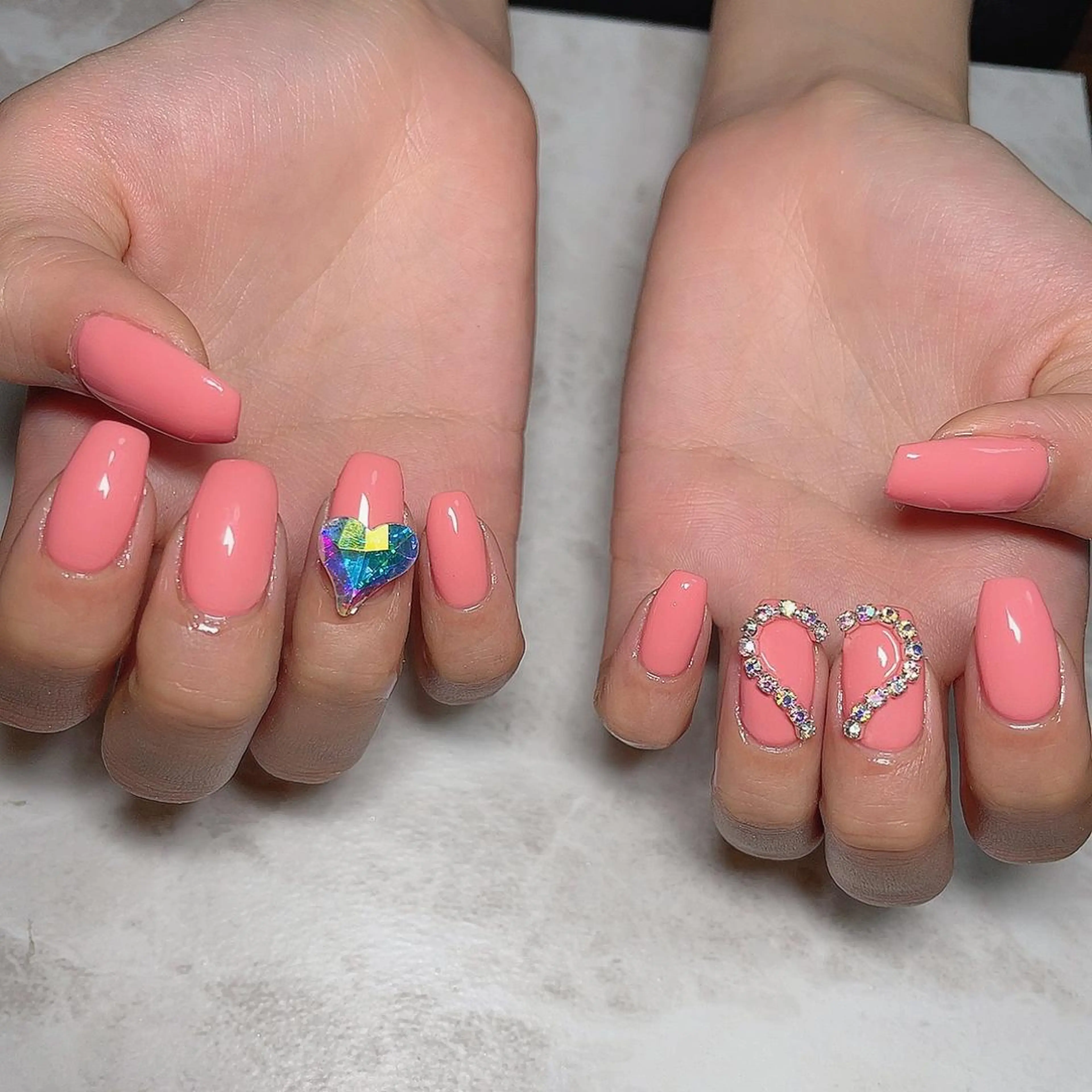 ネイル 知花 梨花のネイルデザイン