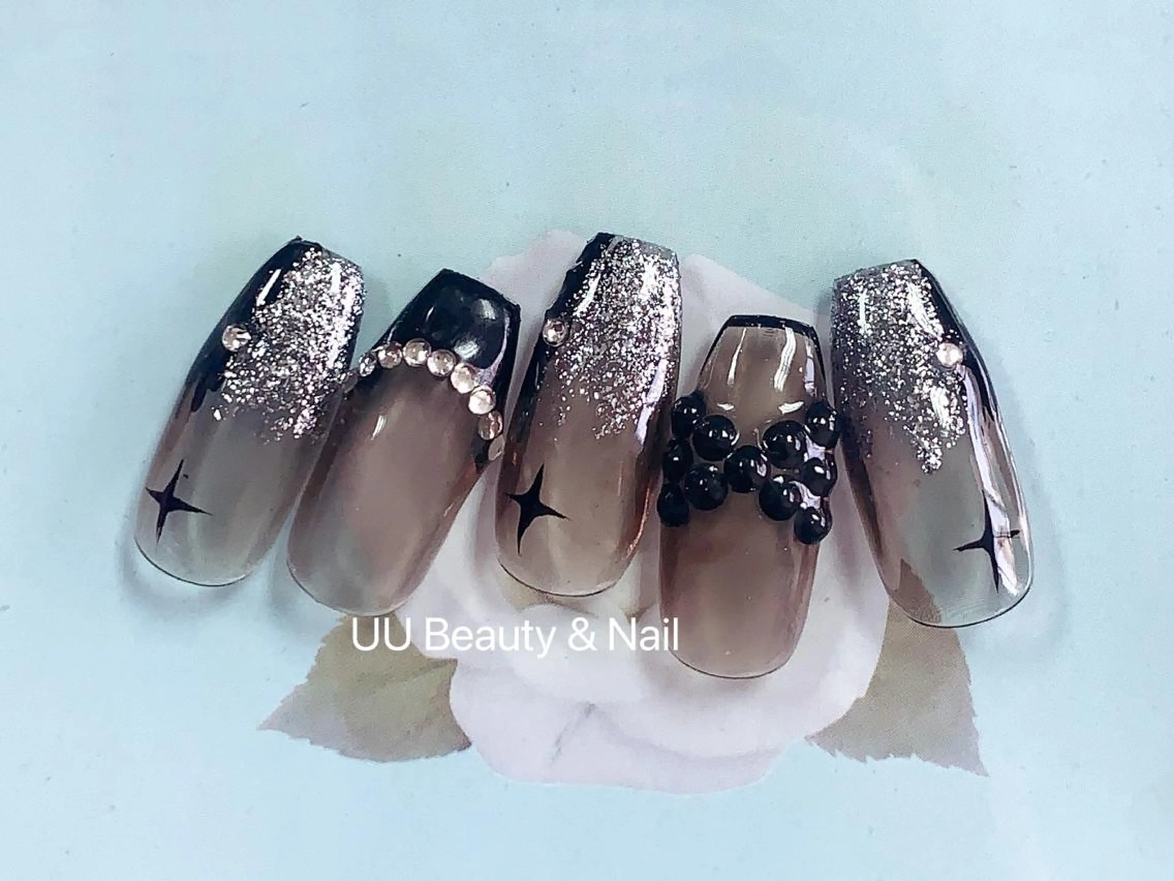 ネイル UU Salon所属・UU ゆきのネイルデザイン