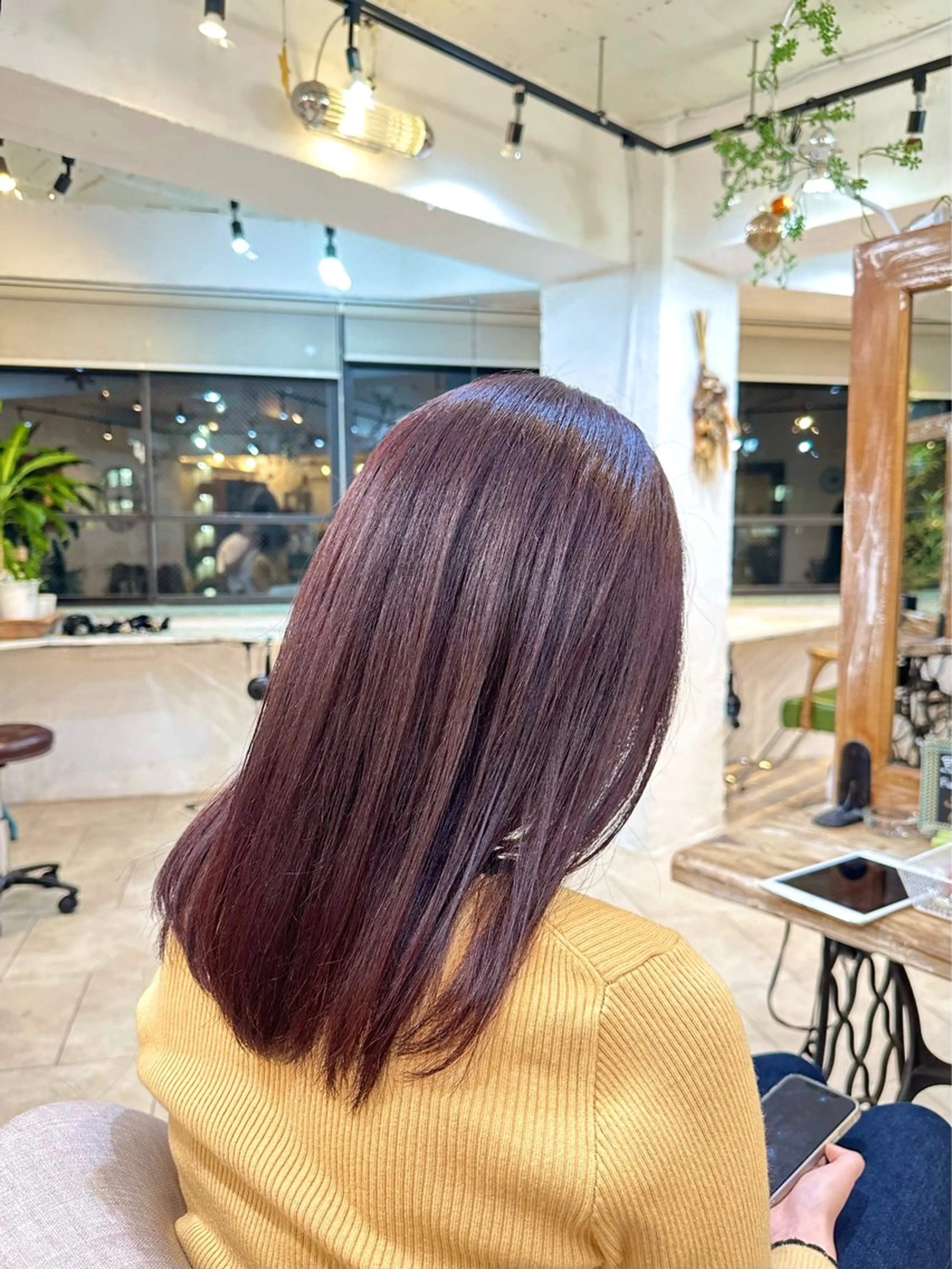 セミロング スパイキー/ ピンパーマ/緑川雄也のヘアスタイル