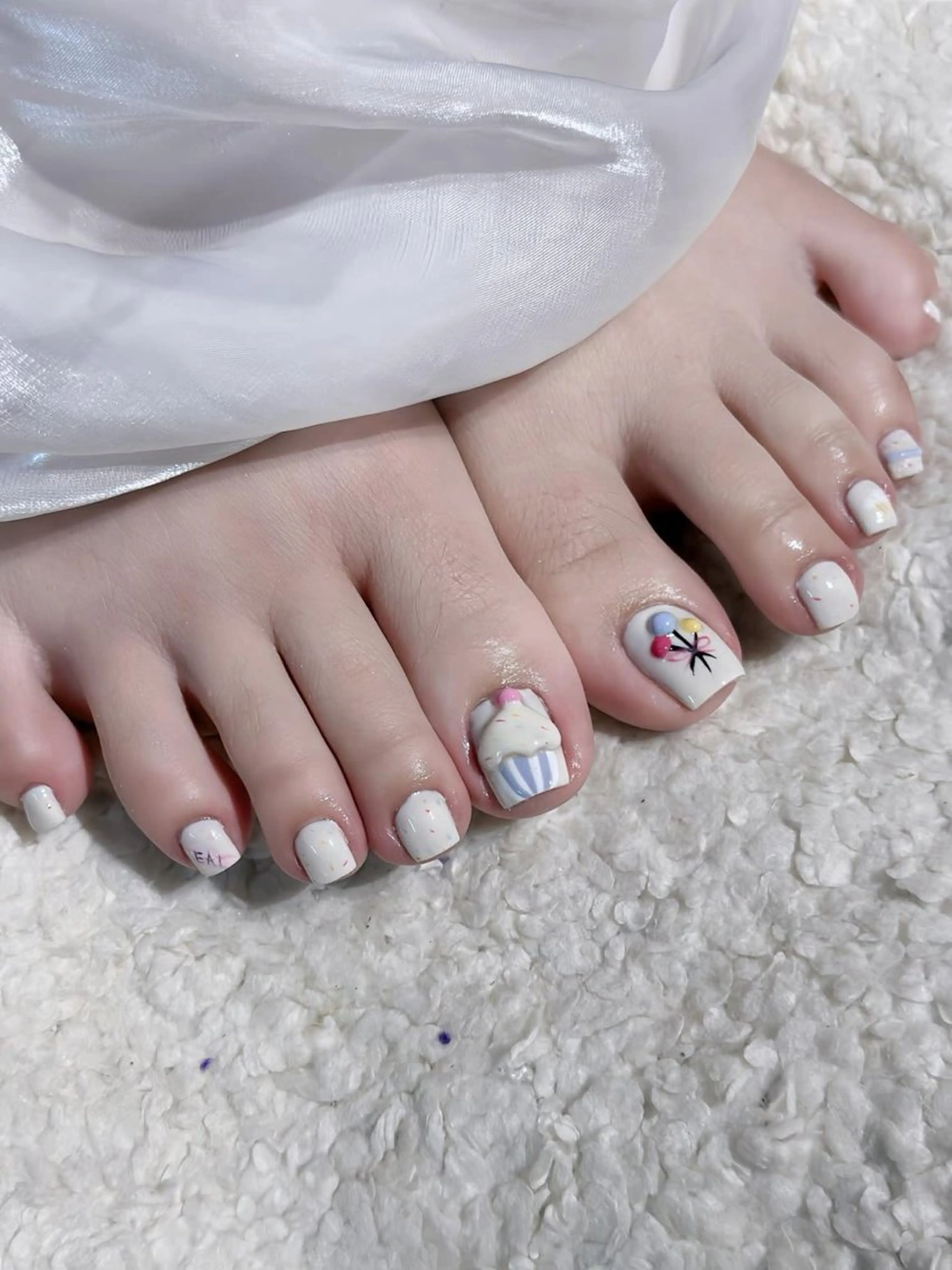 ネイル アートネイル チークネイル ジェルネイル ロングネイル マグネットネイル フットネイル Rin Nail 新大久保店のネイルデザイン