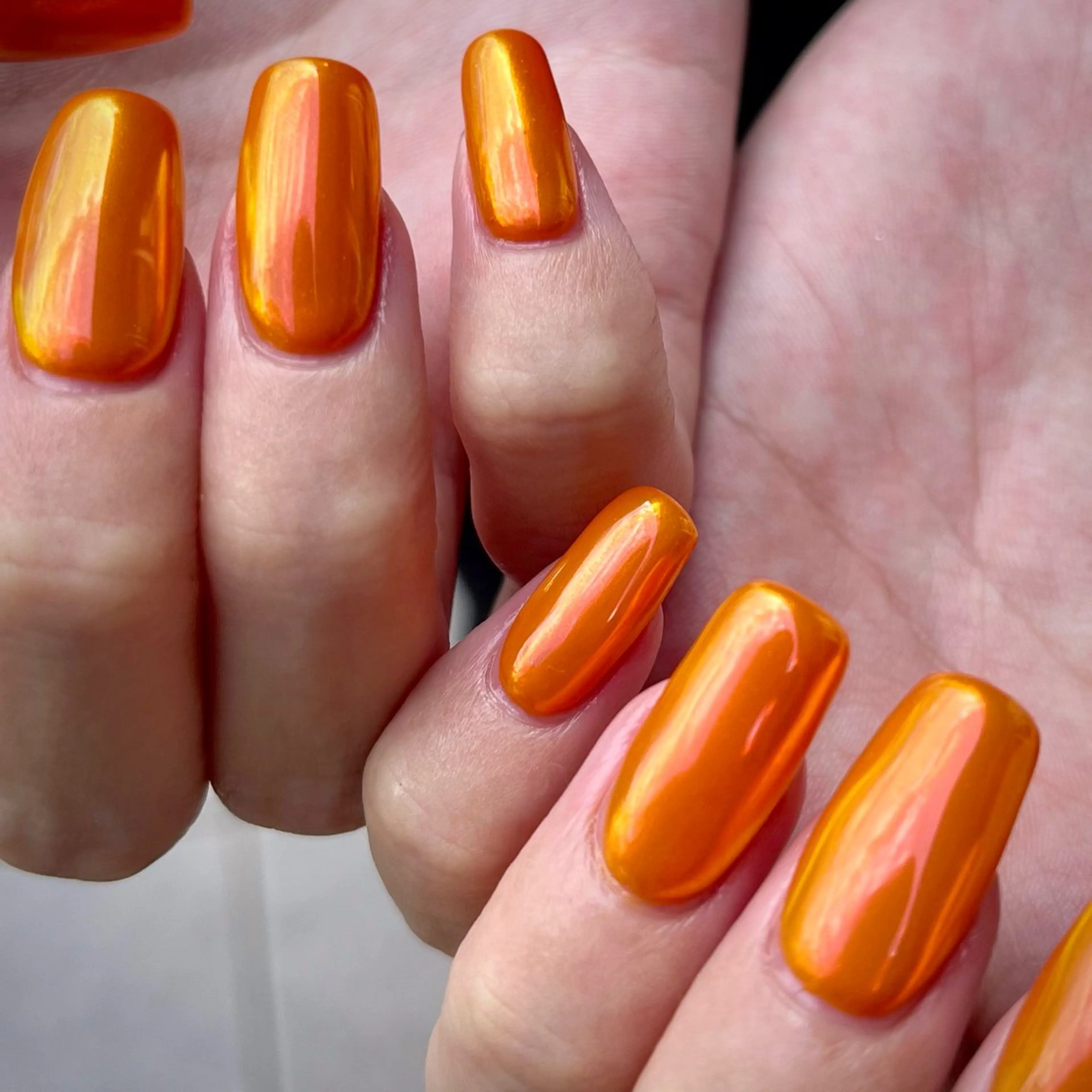 ネイル オーロラネイル ワンカラーネイル ハンドネイル kupu所属・ネイルサロン kupuのネイルデザイン