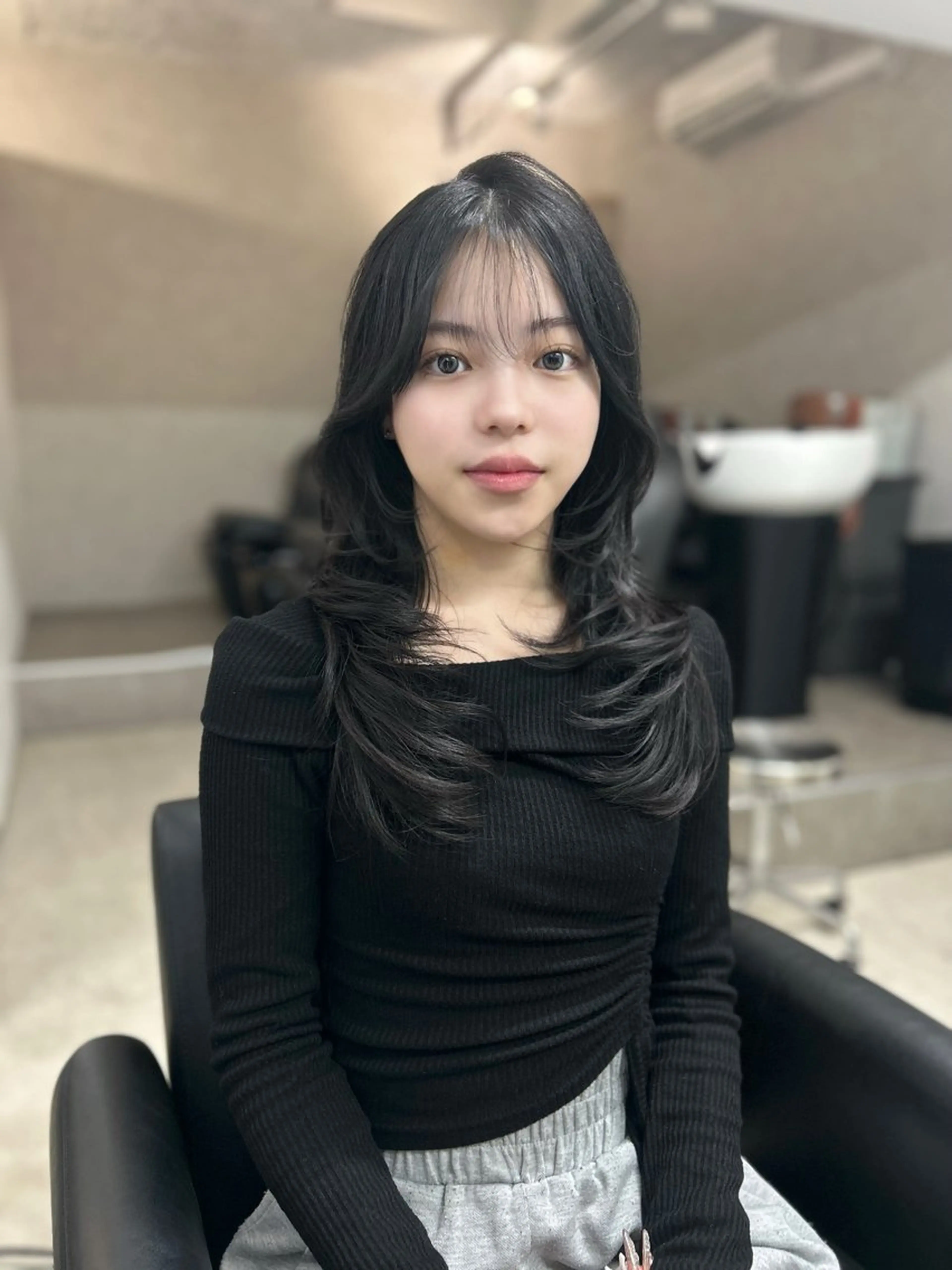 ロング ボブ 顔まわりレイヤー 韓国風ヘア レイヤーカット ロング カット sunc所属・梅田l大人韓国ヘア レイヤー×艶カラーのヘアスタイル