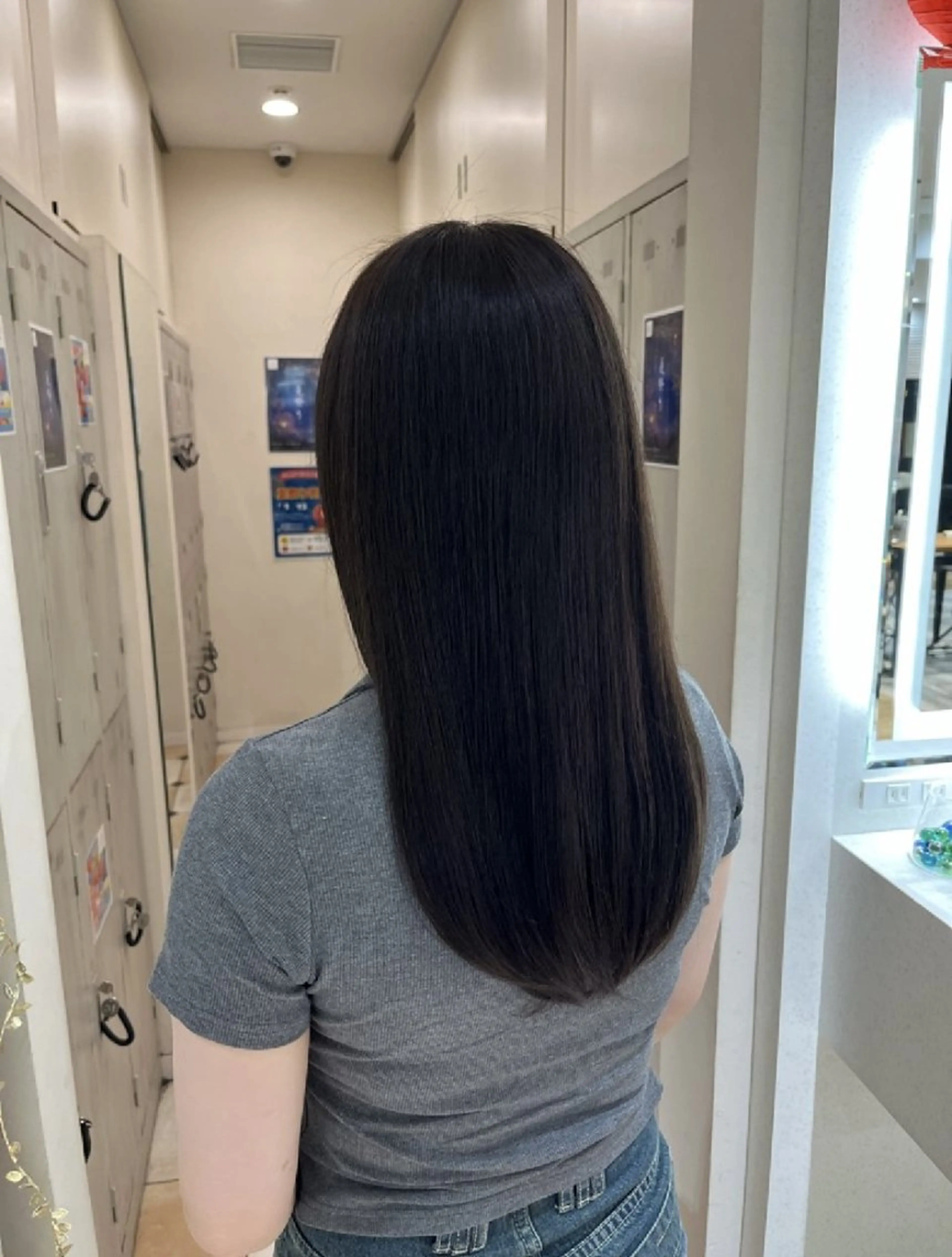 カラー グレージュ 森木 沙弥のヘアスタイル