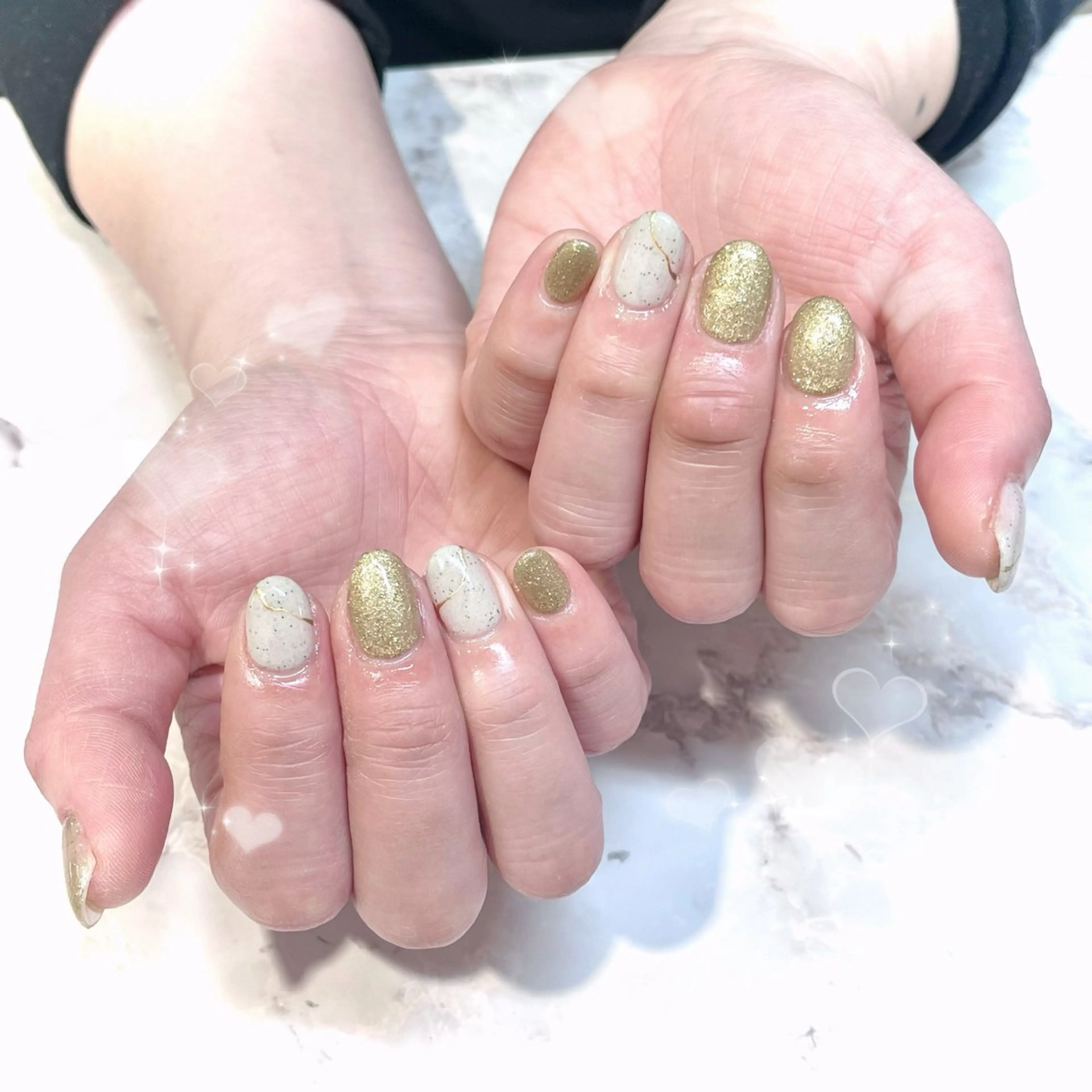 ネイル ゴールド ハンドネイル 川村 優奈𝜗𝜚のネイルデザイン