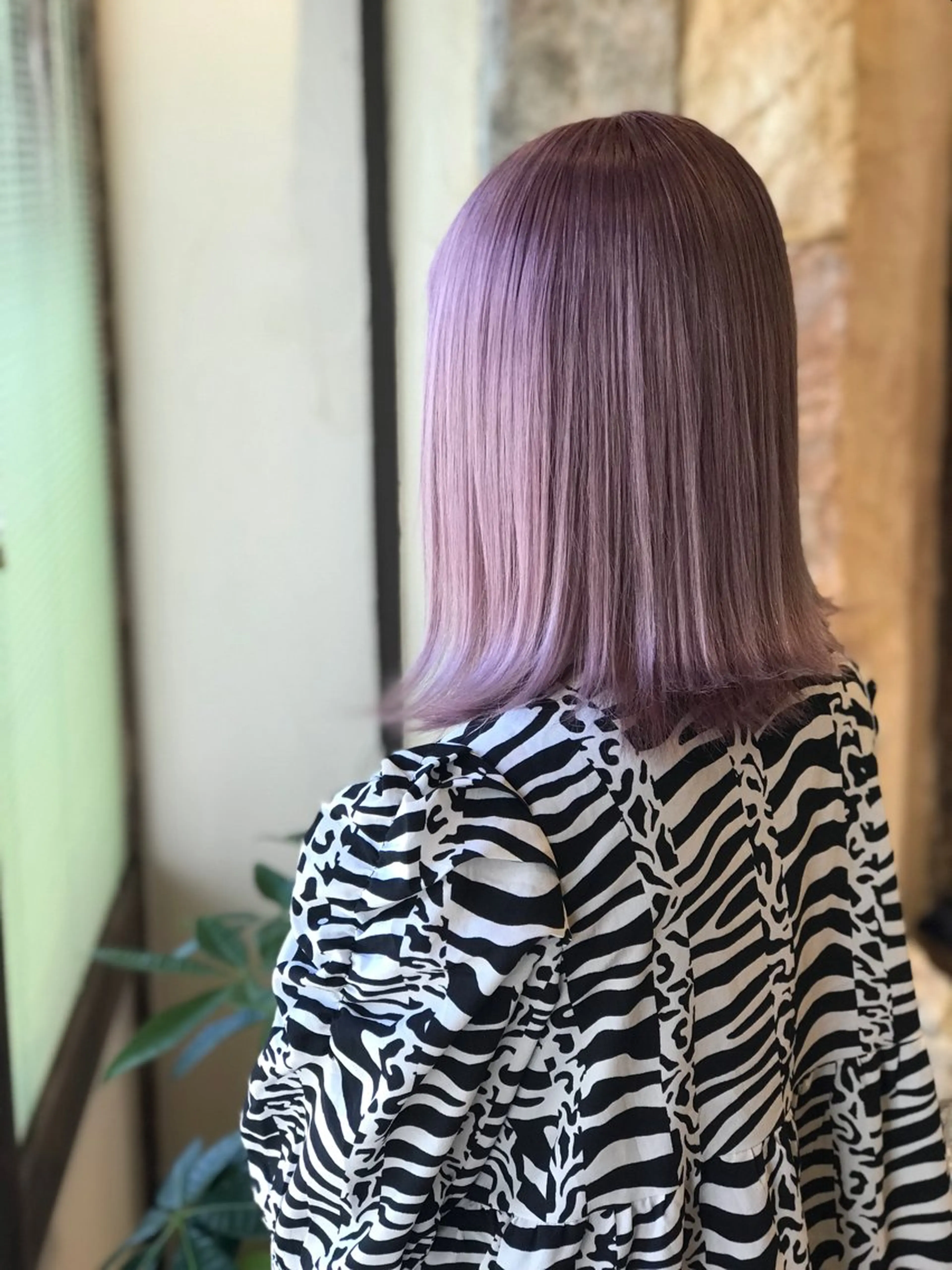 ミディアム カラー ブリーチ HAIR  JENNY所属・荒川 賢人のヘアスタイル