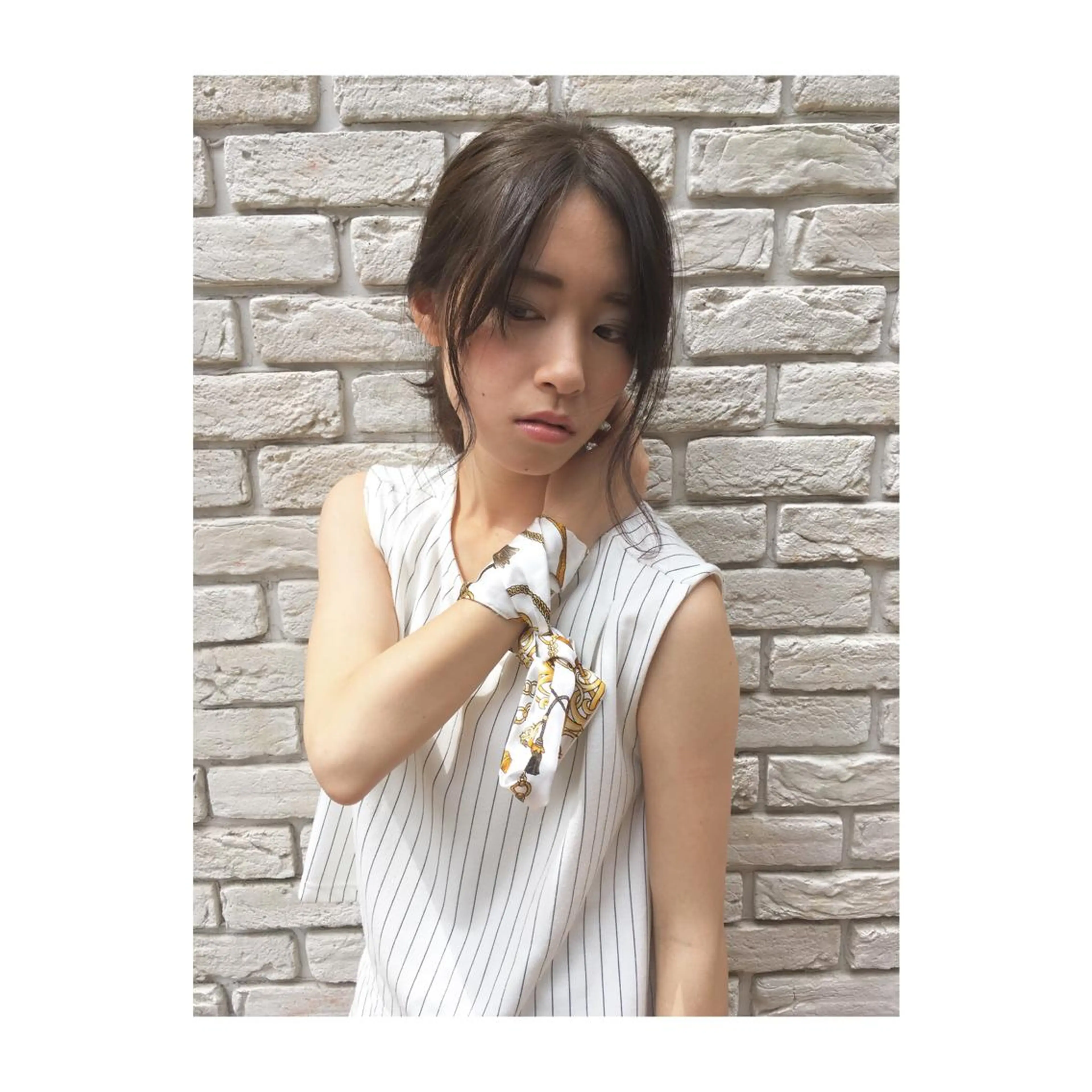 ミディアム セミロング カラー パーマ ヘアアレンジ ミディアムパーマ セミロングパーマ ベージュカラー 透明感カラー アオガミ （前髪顔周りカット）のヘアスタイル