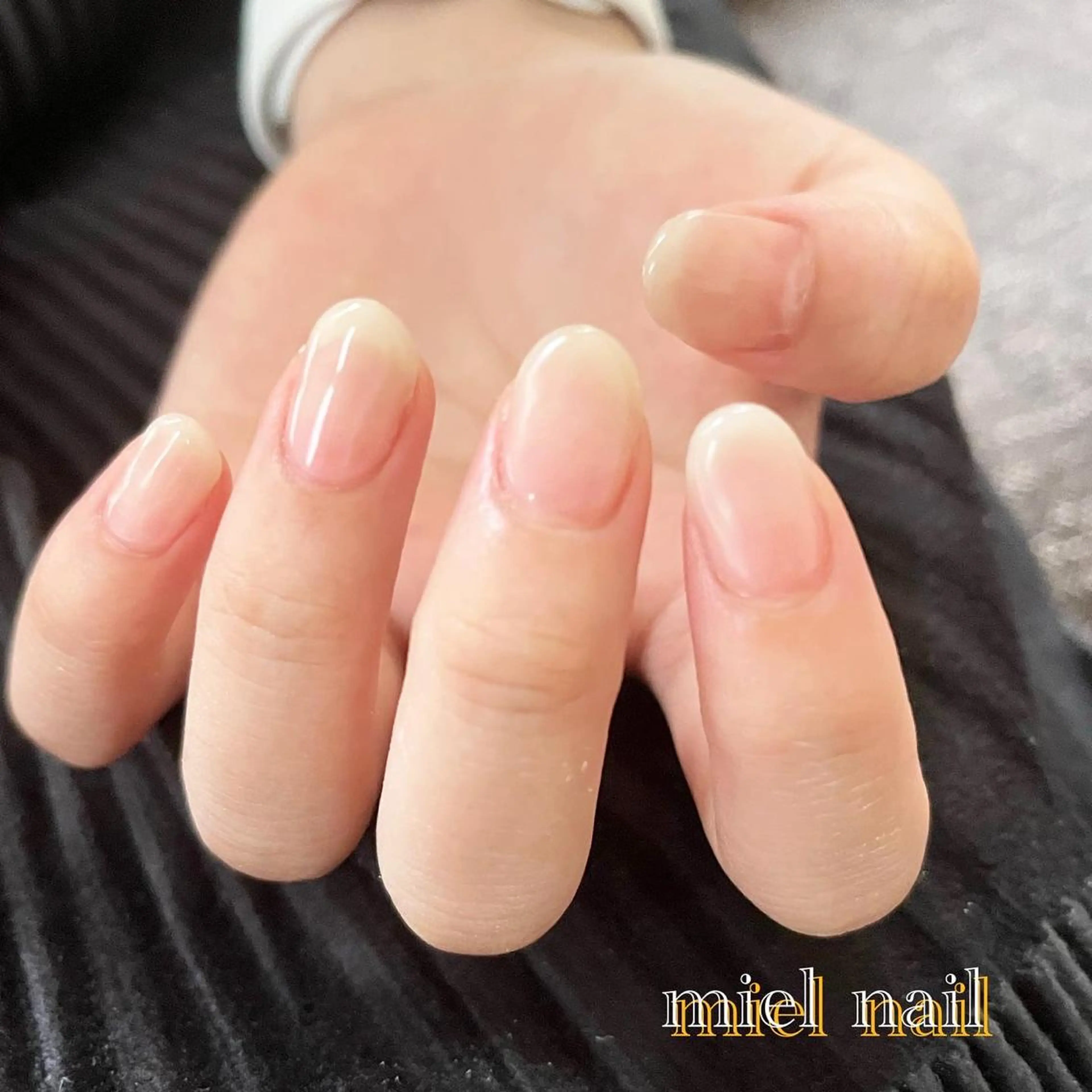 ネイル クリアネイル グラデーション ワンカラーネイル シンプルネイル ハンドネイル miel nailのネイルデザイン