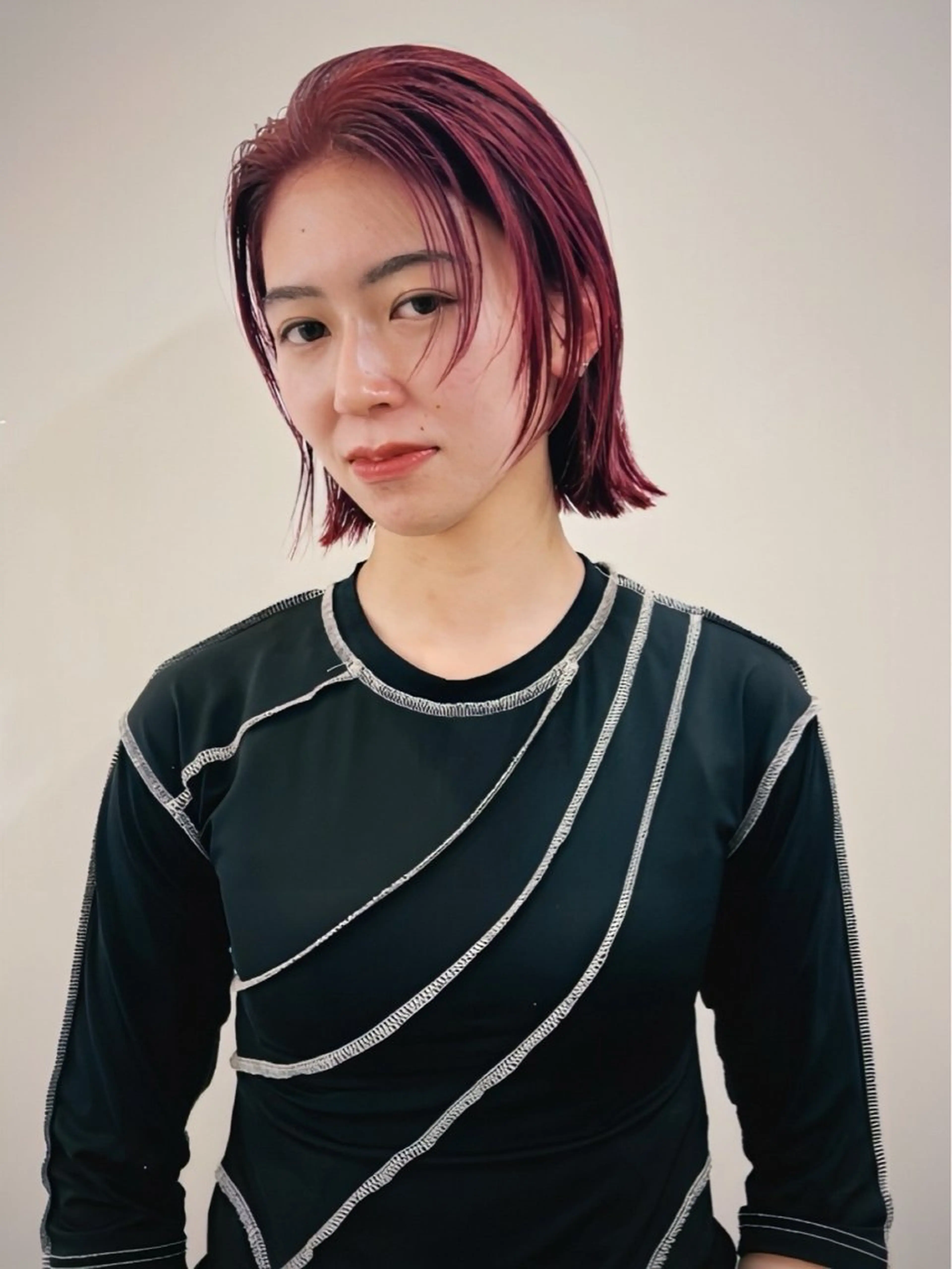 ミディアム レイヤー/ 透明感SHIMAのヘアスタイル