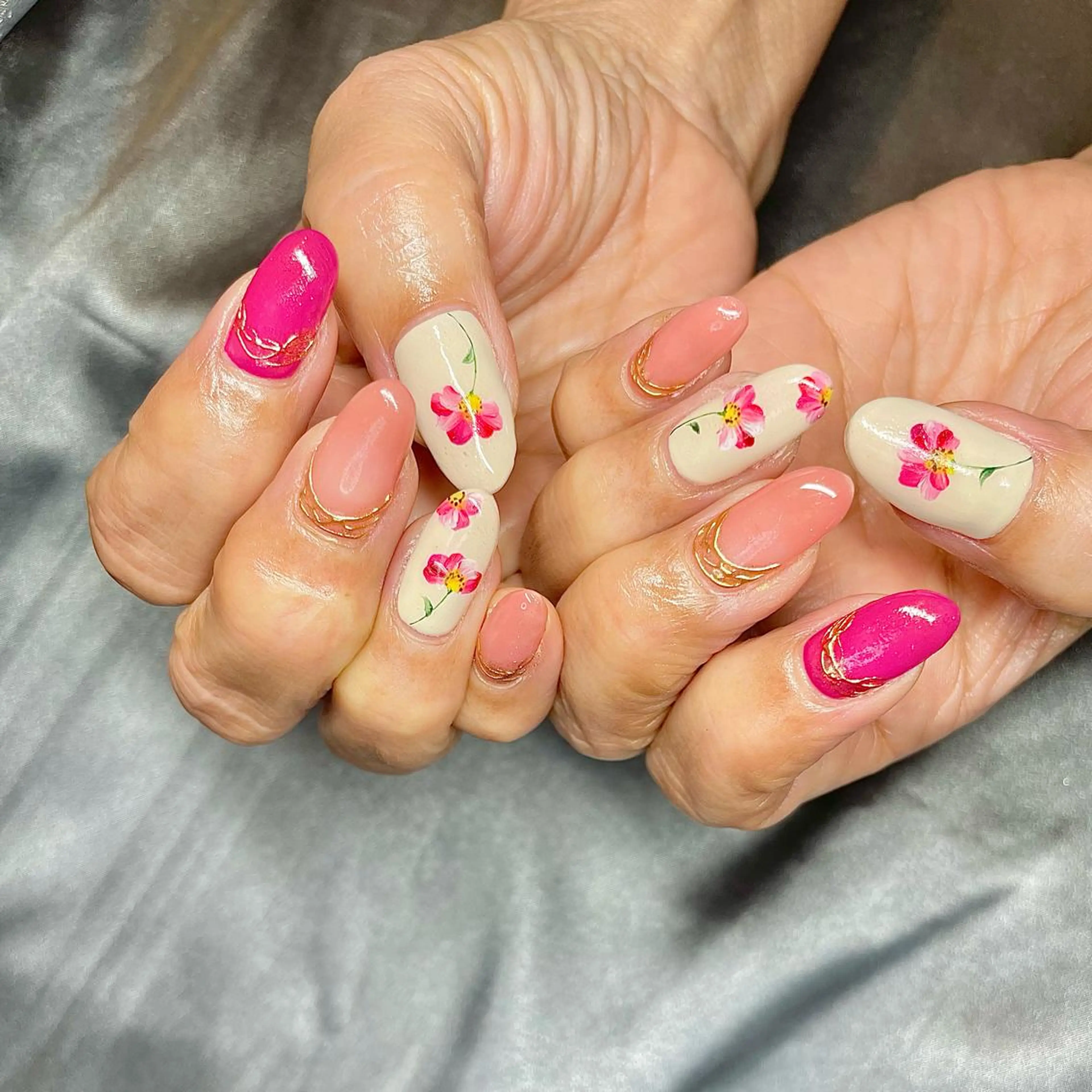 ロング カラー パーマ ヘアアレンジ メンズ キッズ ネイル マツエク・マツパ アイブロウ フラワーネイル ミラーネイル nail&eye Aoのマツエク・マツパデザイン