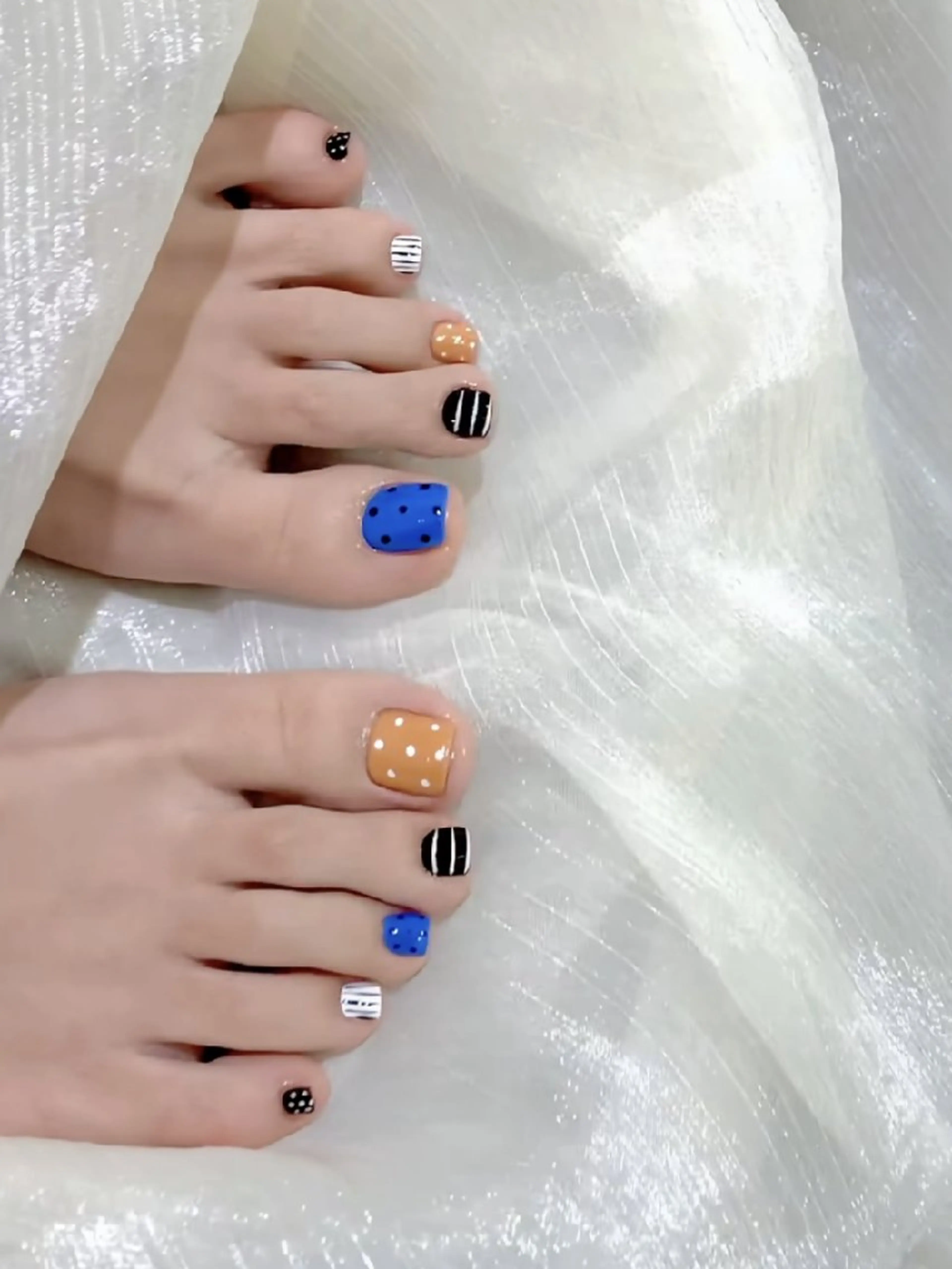 ネイル フットネイル E·U·B ネイル所属・横浜市中区曙町 E·U·Bネイルのネイルデザイン