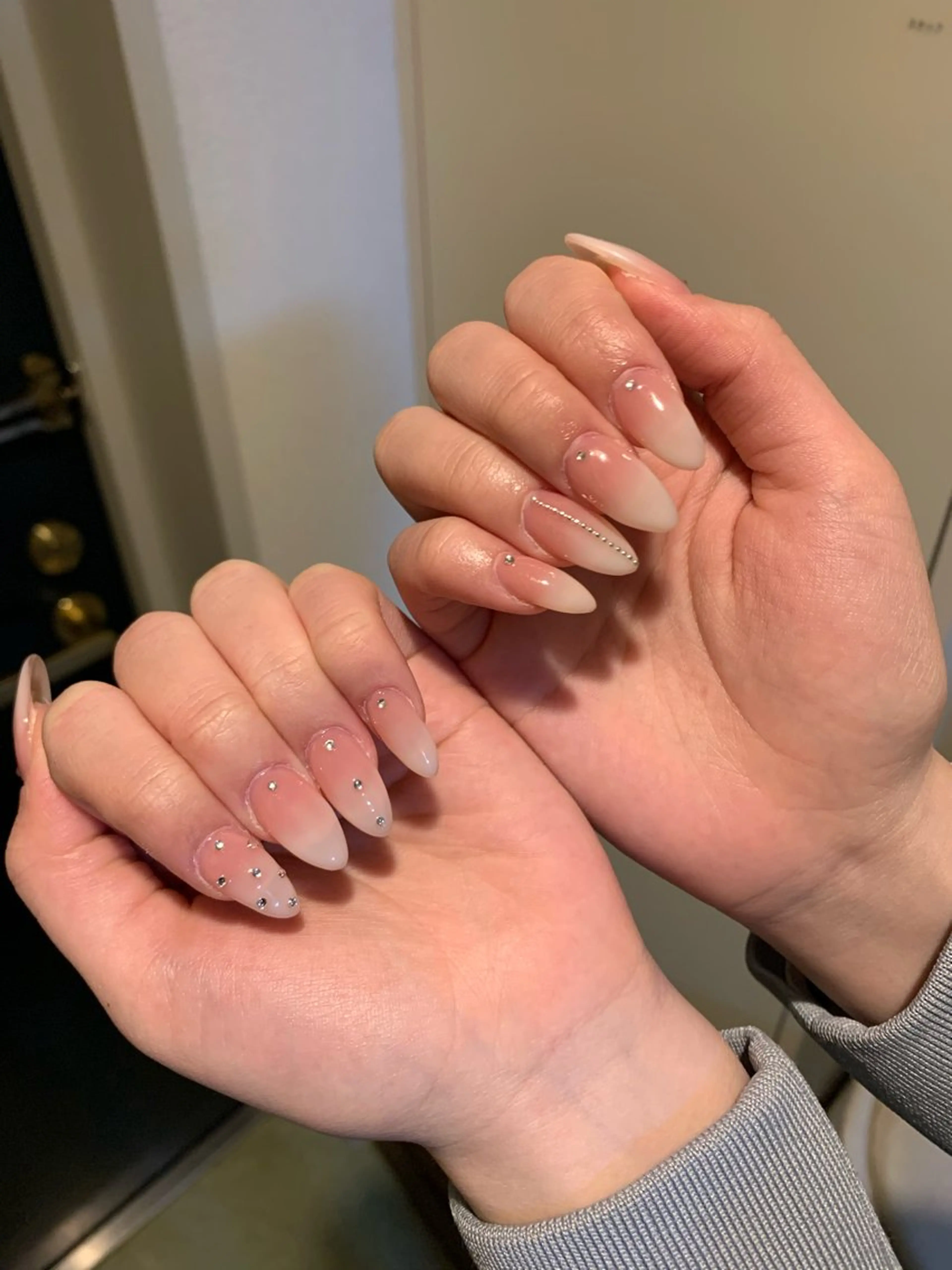 ネイル グラデーション ハンドネイル ANA.CHUO NAILSのネイルデザイン