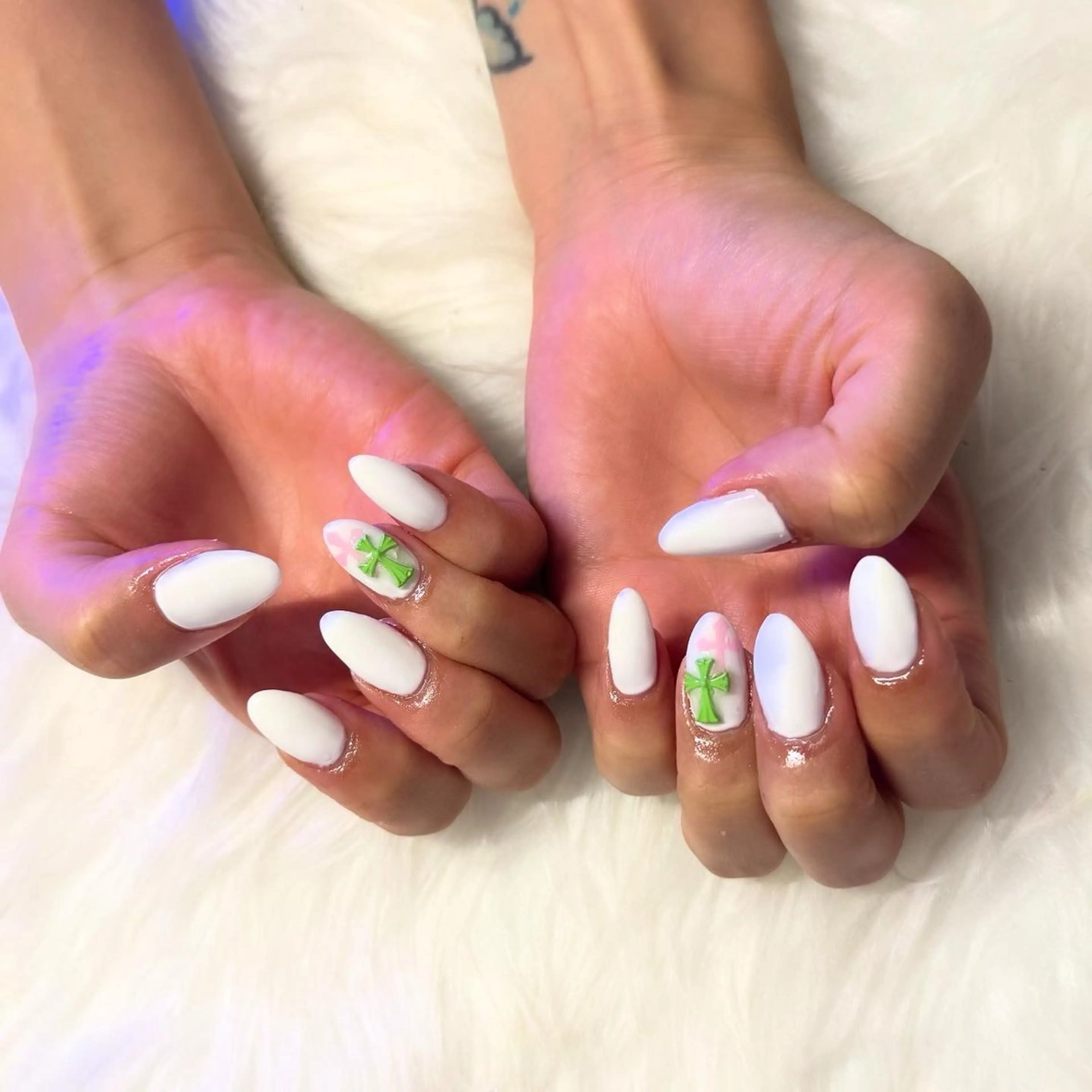 セミロング ハンドネイル mao .のネイルデザイン