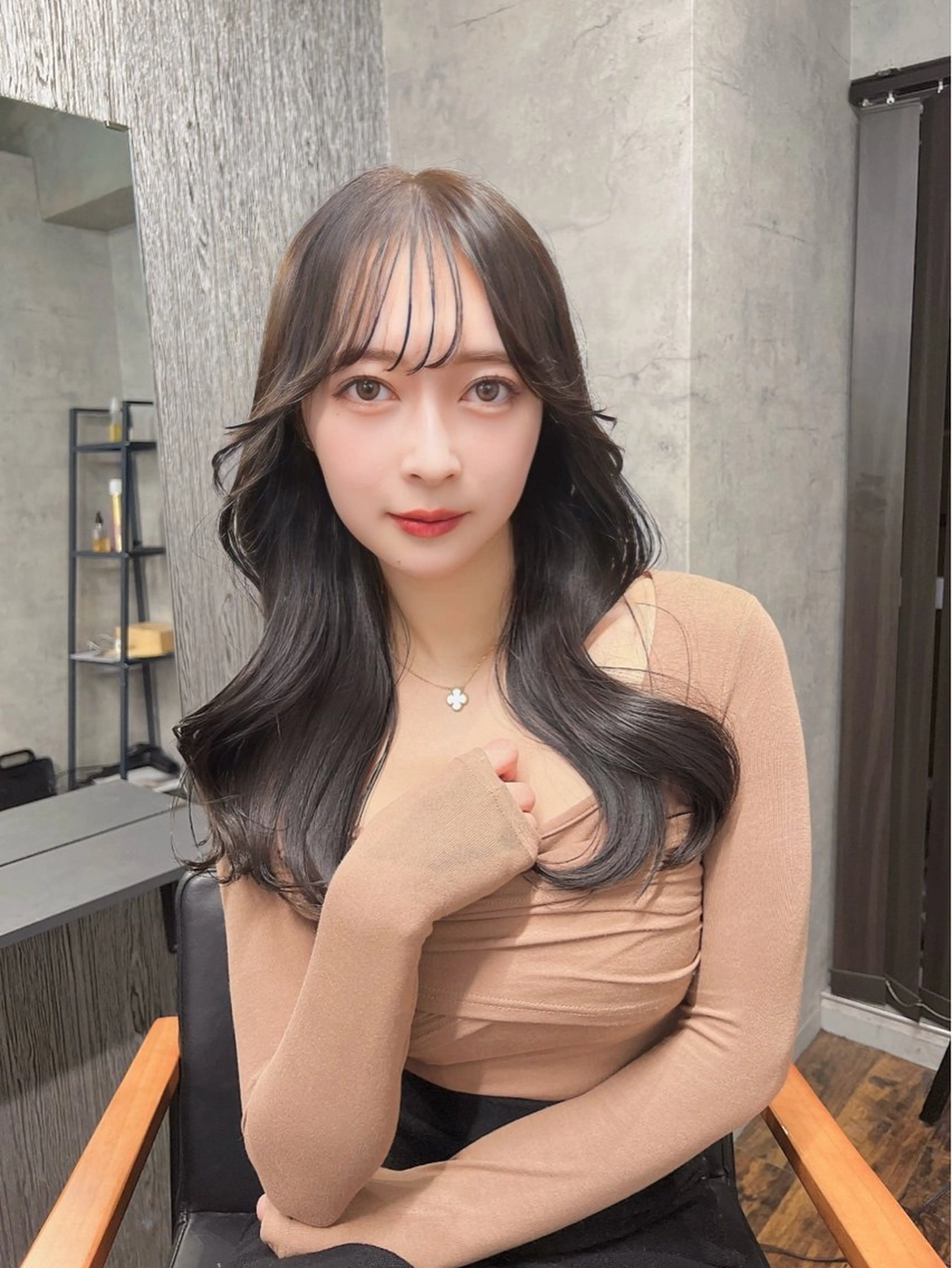 ロング カラー ヘアアレンジ カット ヘアカラー トリートメント ヘッドスパ ヘアセット 韓国レイヤー/ 顔周り💕田中将吾のヘアスタイル