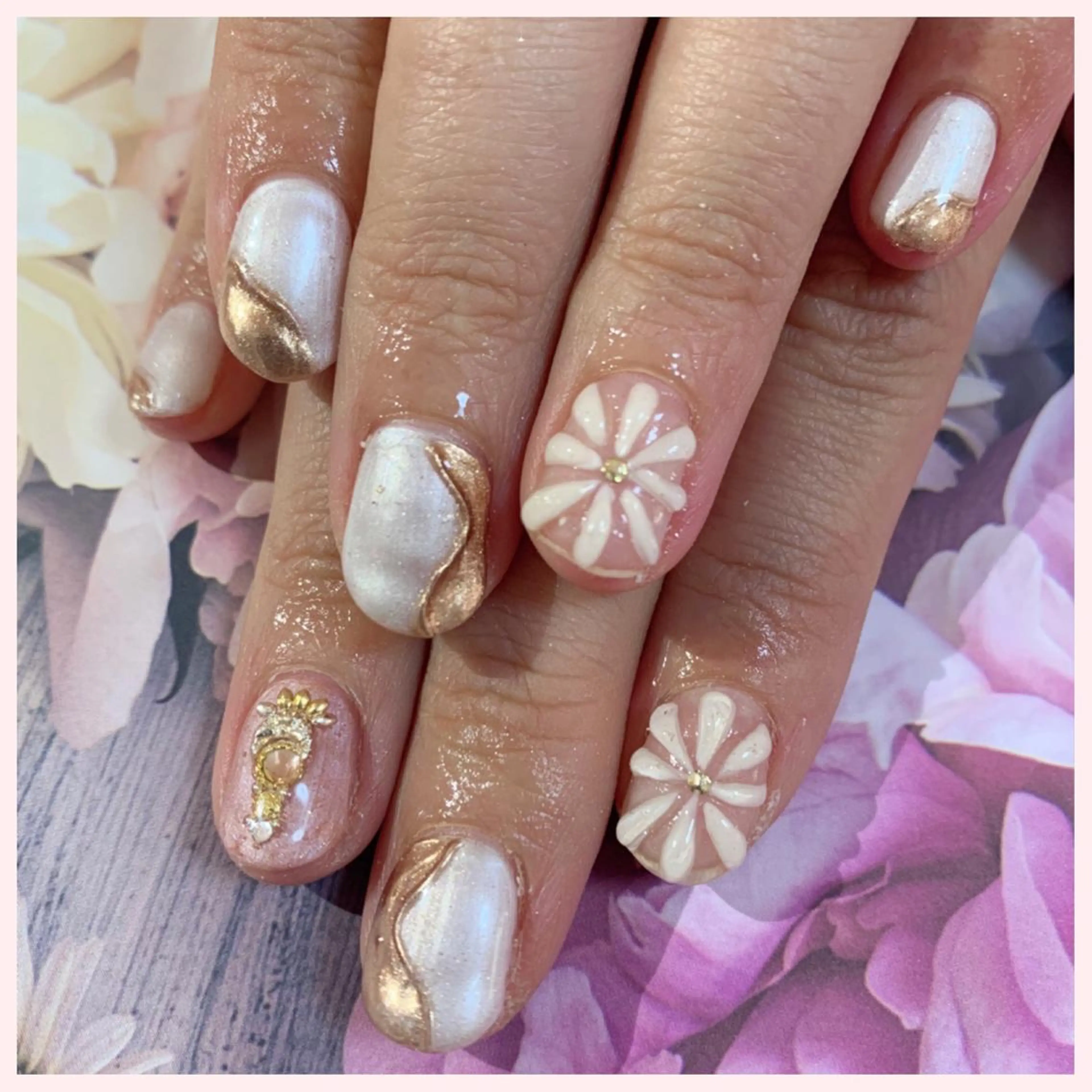 ネイル ハンドネイル Ogasawara Tokikaのネイルデザイン