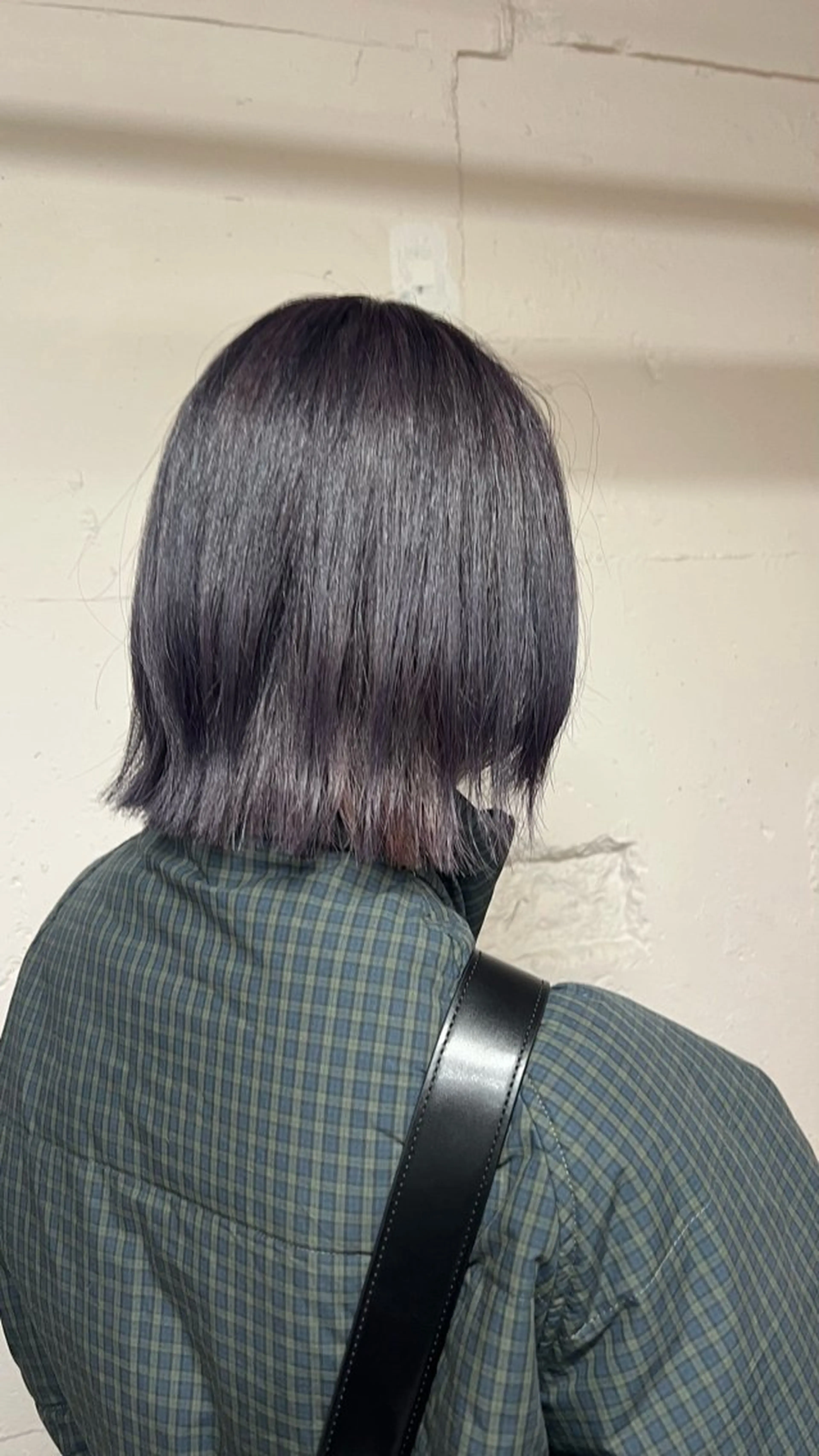 ミディアム カラー ブリーチ ラベンダーカラー ラベンダーグレー カット ヘアカラー 🎀tokute ナオ🧸のヘアスタイル