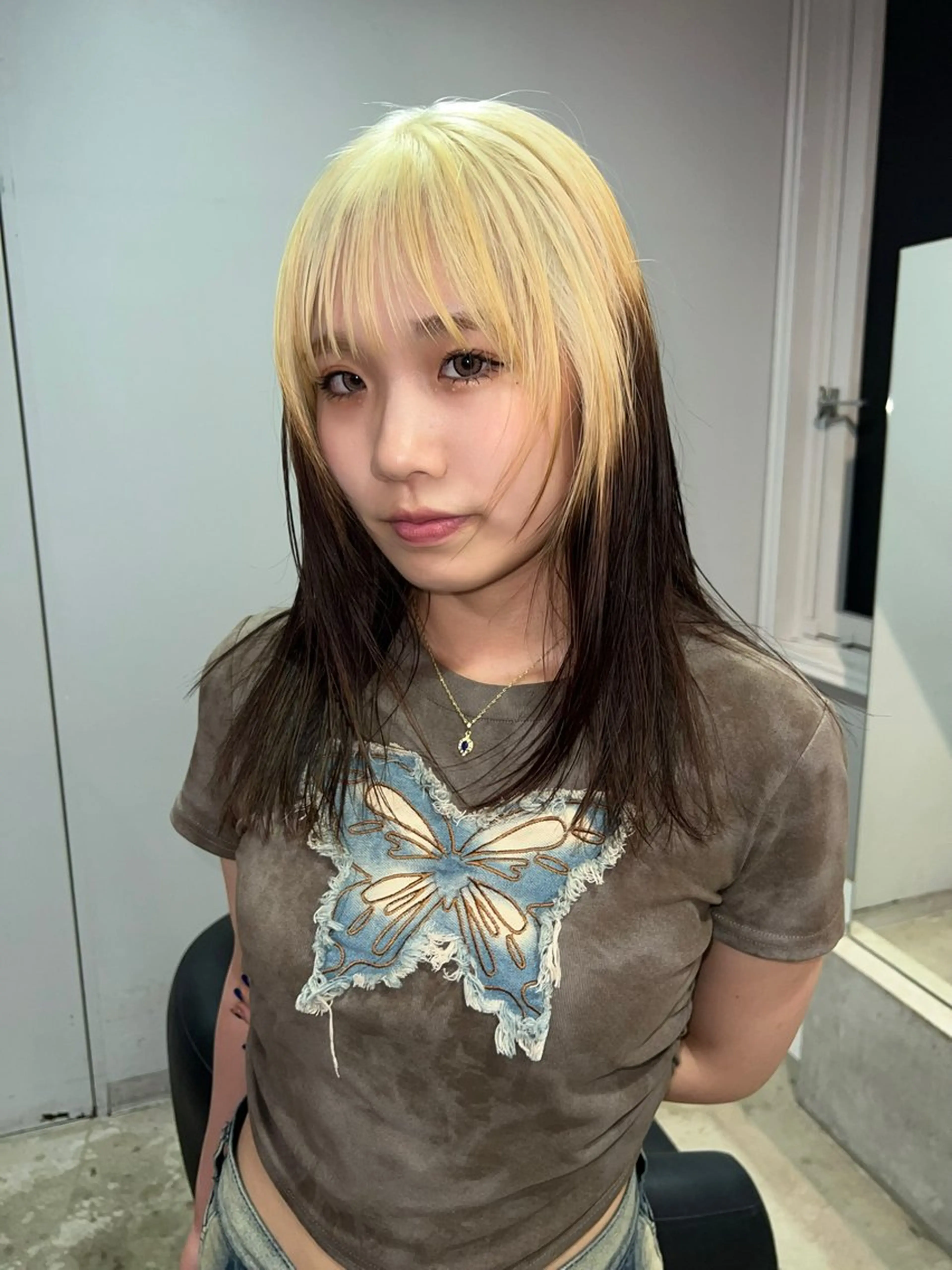 ミディアム カラー ベージュカラー ブリーチ ホワイトベージュ ヘアカラー ハイトーン特化/ 和音のヘアスタイル