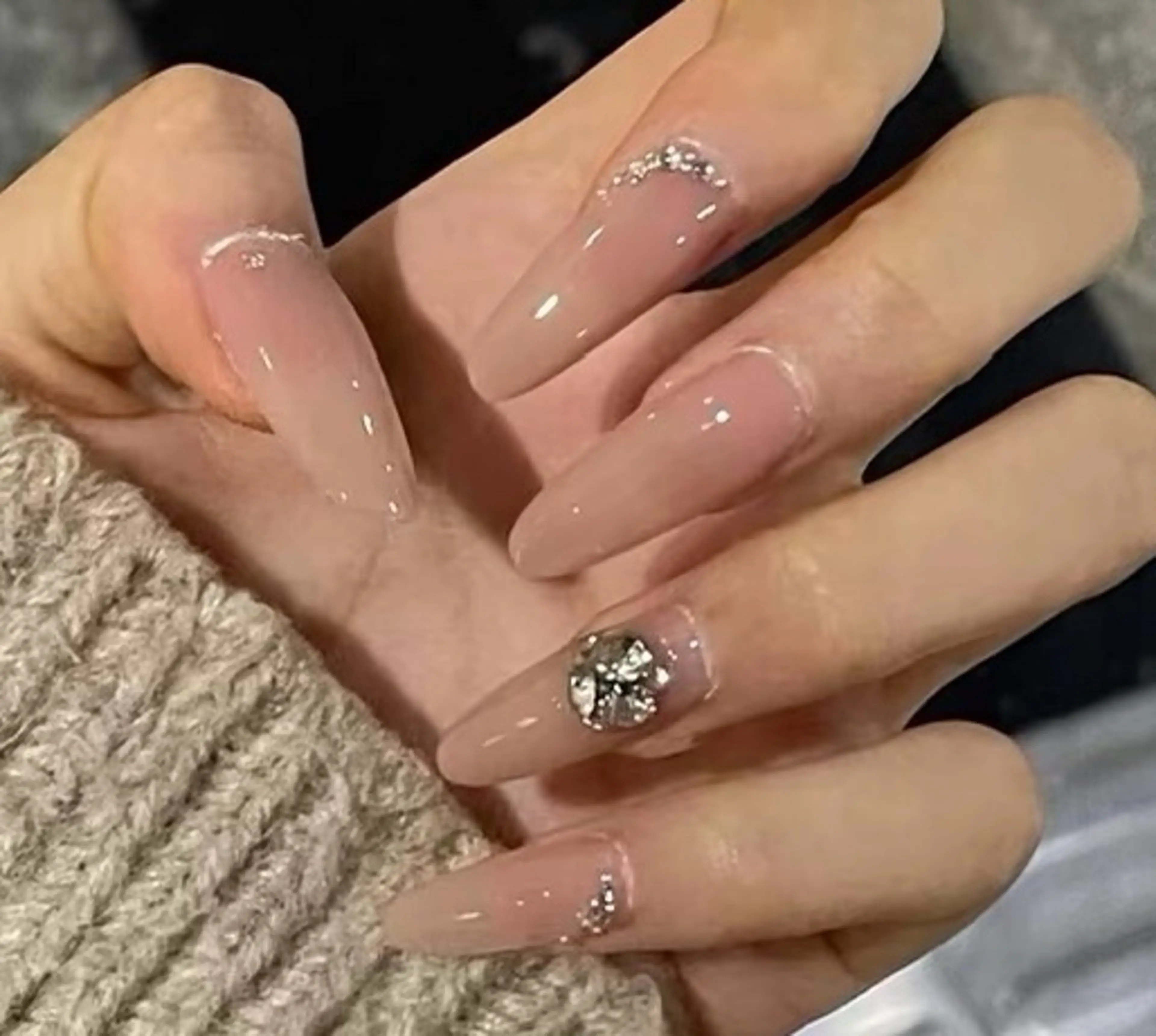 ネイル チークネイル 長さ出し フレンチネイル ガーリー 韓国ネイル sun nail池袋 モデル募集のネイルデザイン