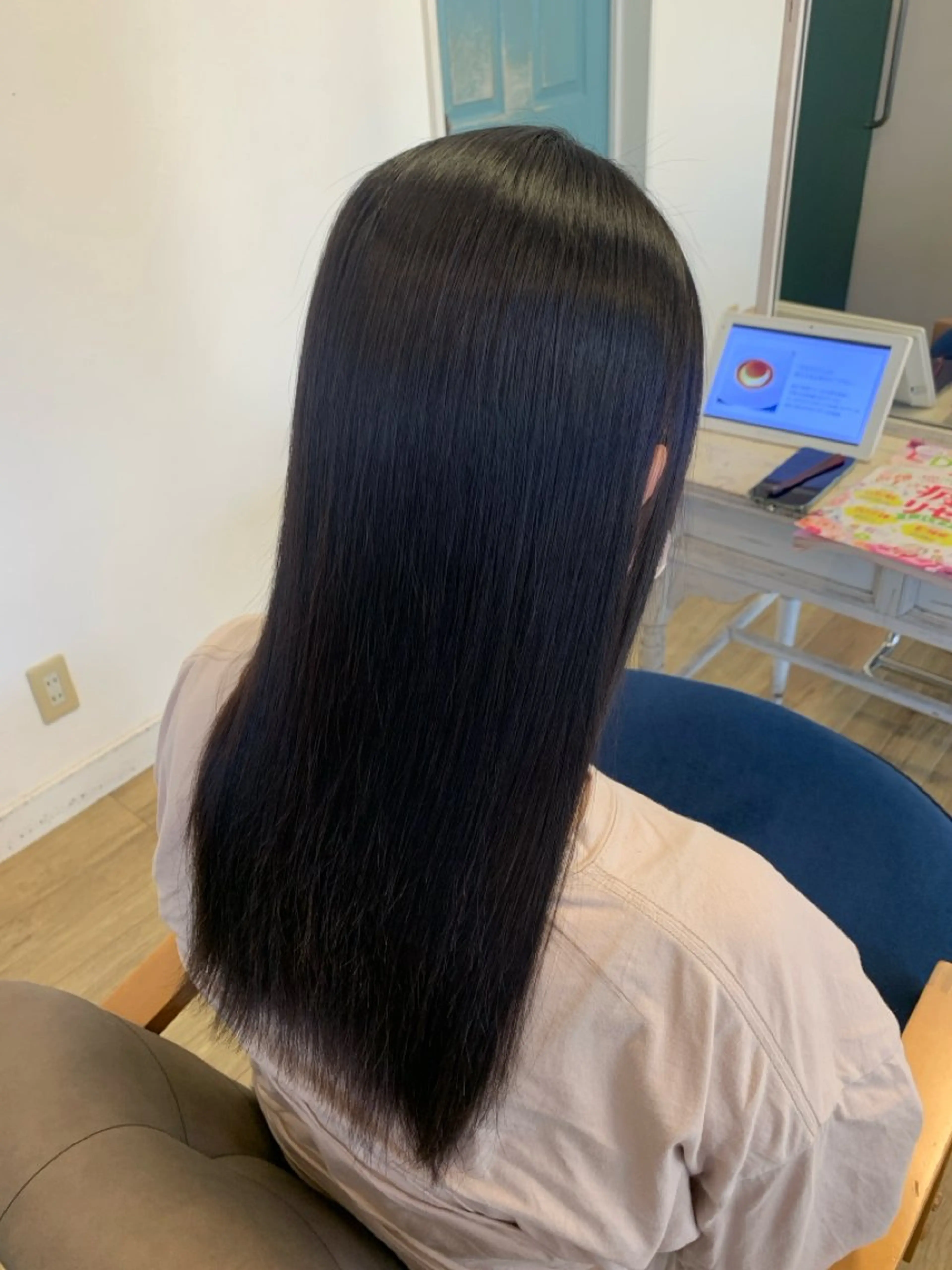 ロング ロング 安藤 あおいのヘアスタイル