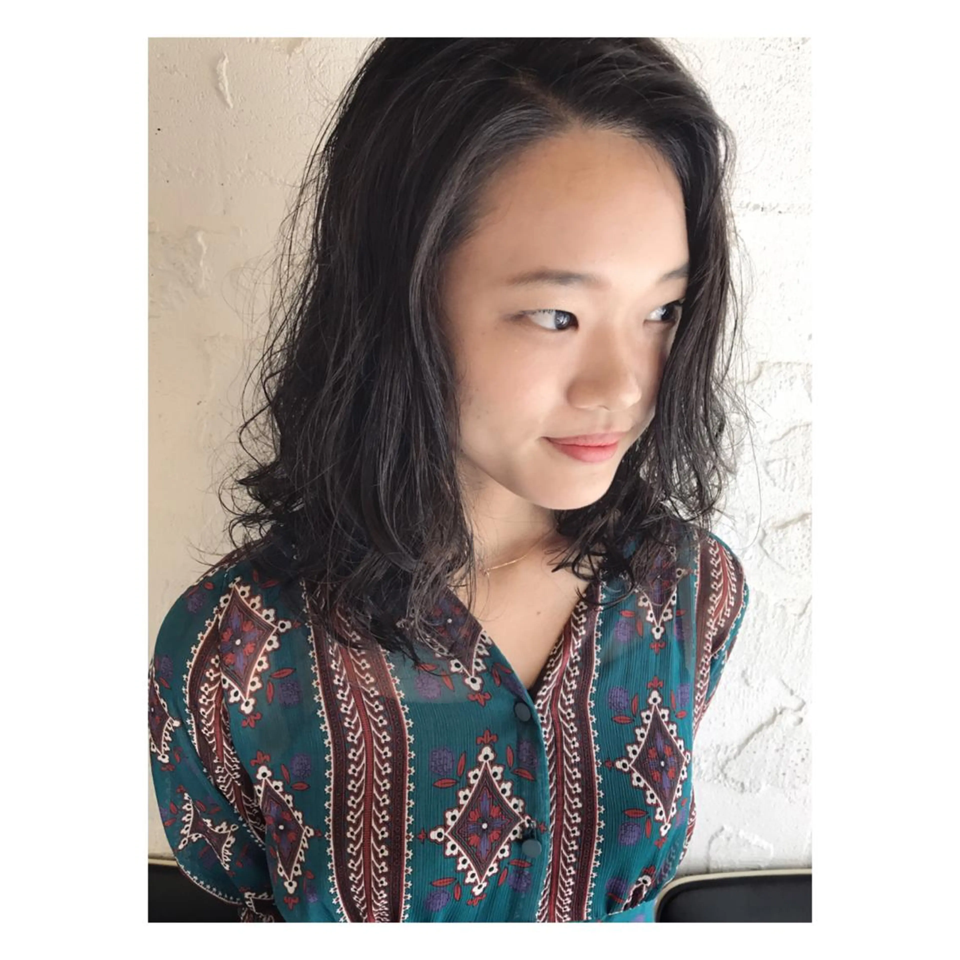 ミディアム パーマ 嶋佐 昌大 シマサマオのヘアスタイル