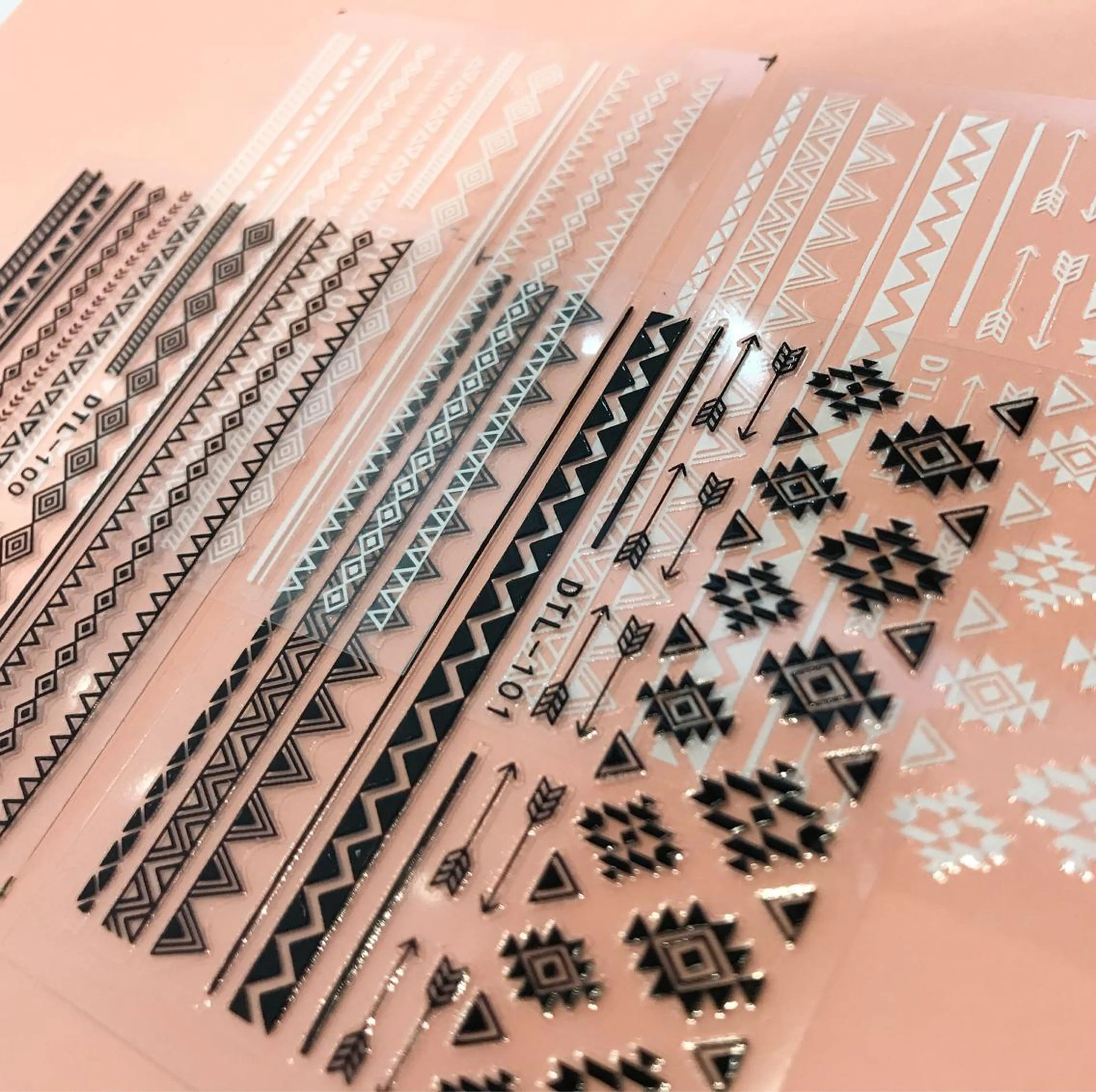 ネイル Re Pearl～コーディネートサロン～ 市駅前店所属・NARUMI HYODOのネイルデザイン