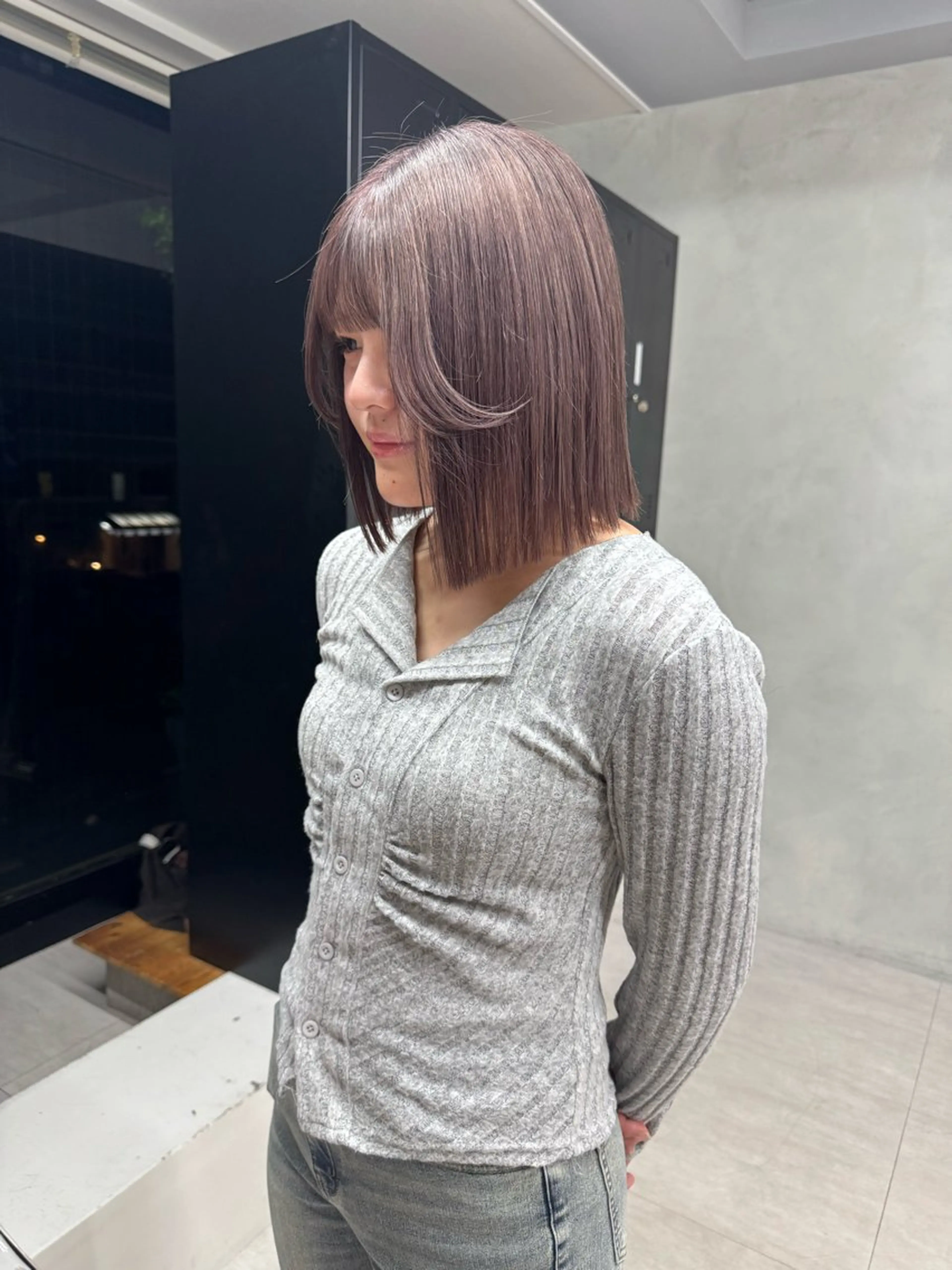 ショート カラー カット ヘアカラー 顔周りレイヤー /kokoro🦮のヘアスタイル