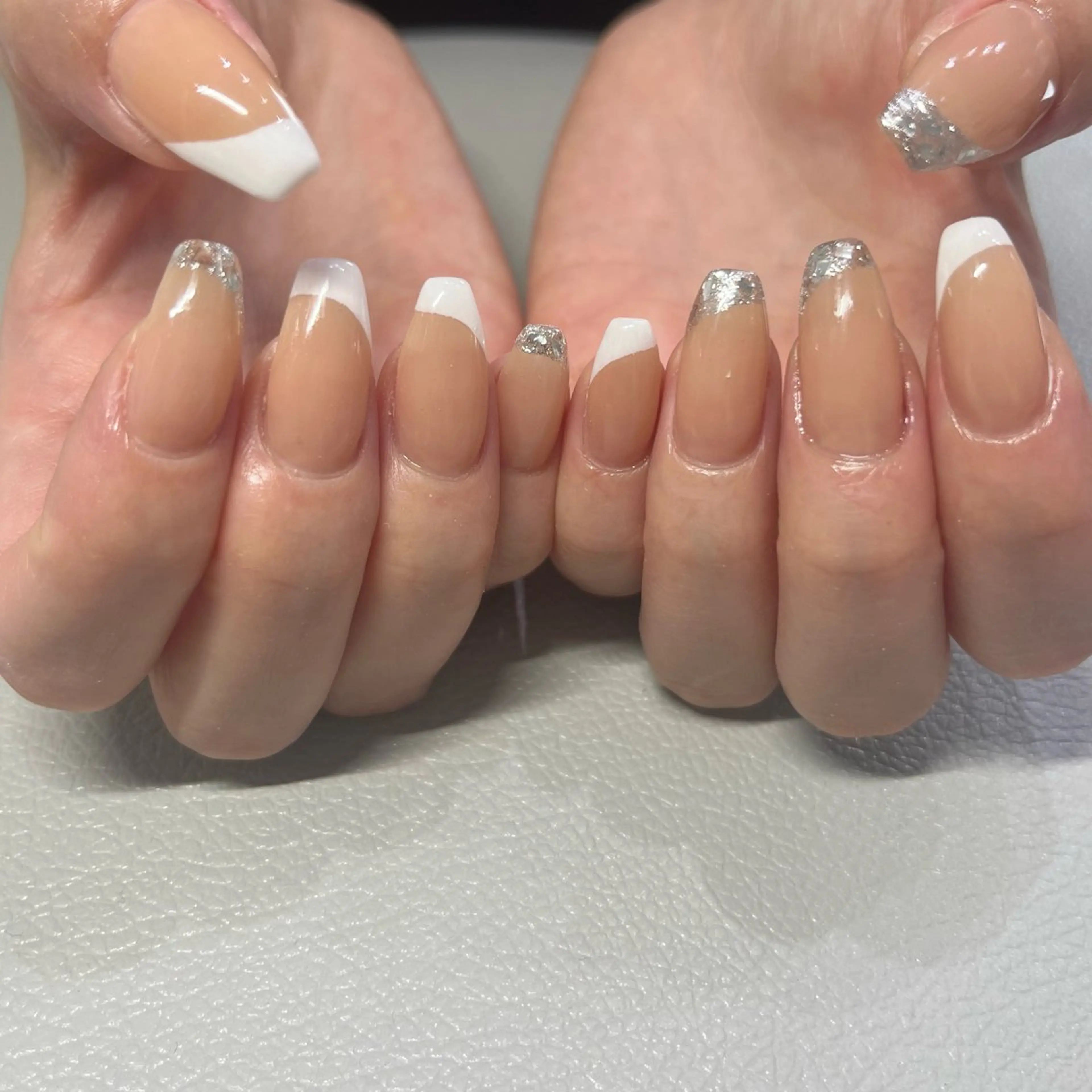 ネイル ハンドネイル Ray. ちゅるん系ニュアンスのネイルデザイン