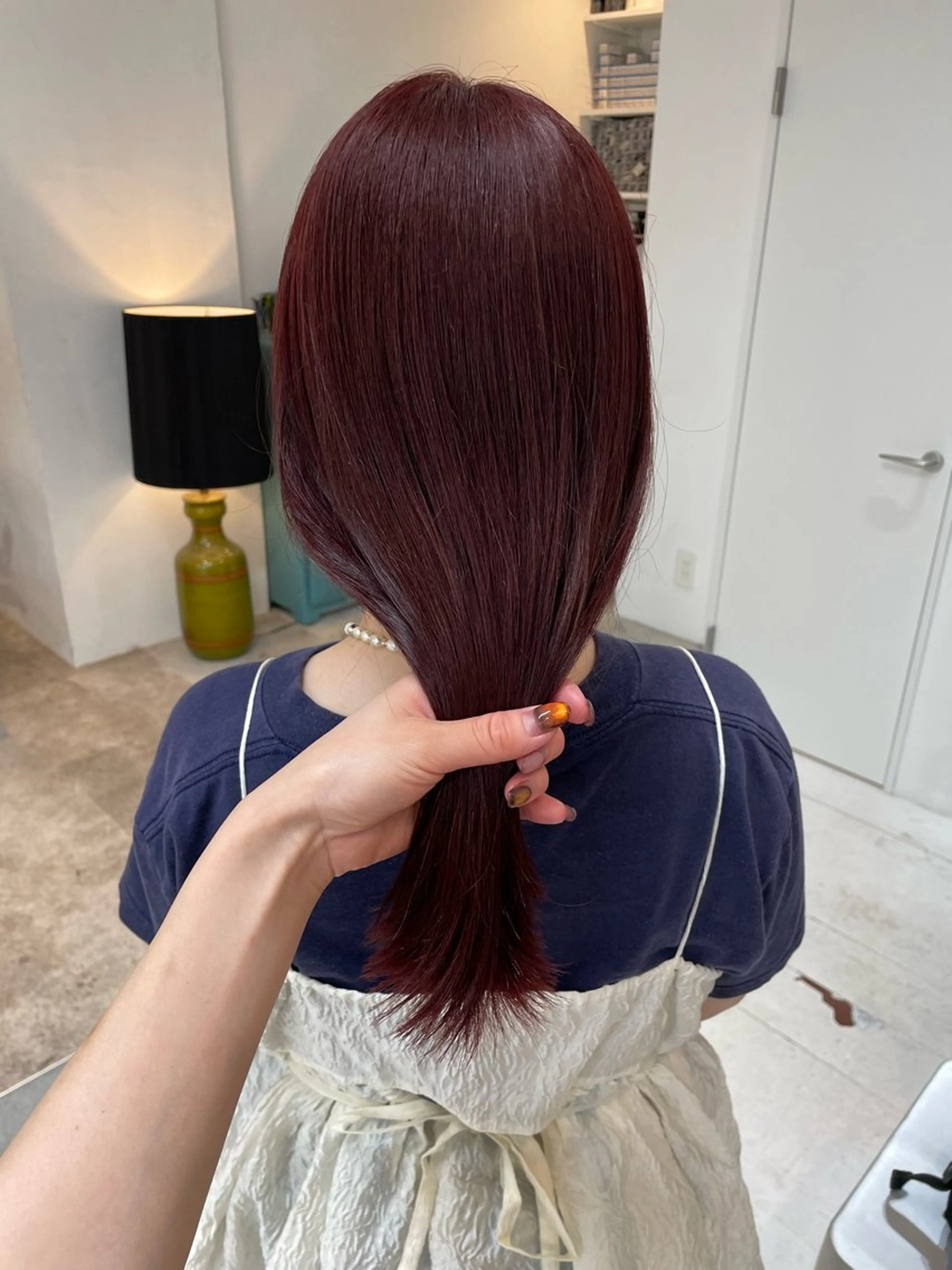 カラー RINA .のヘアスタイル