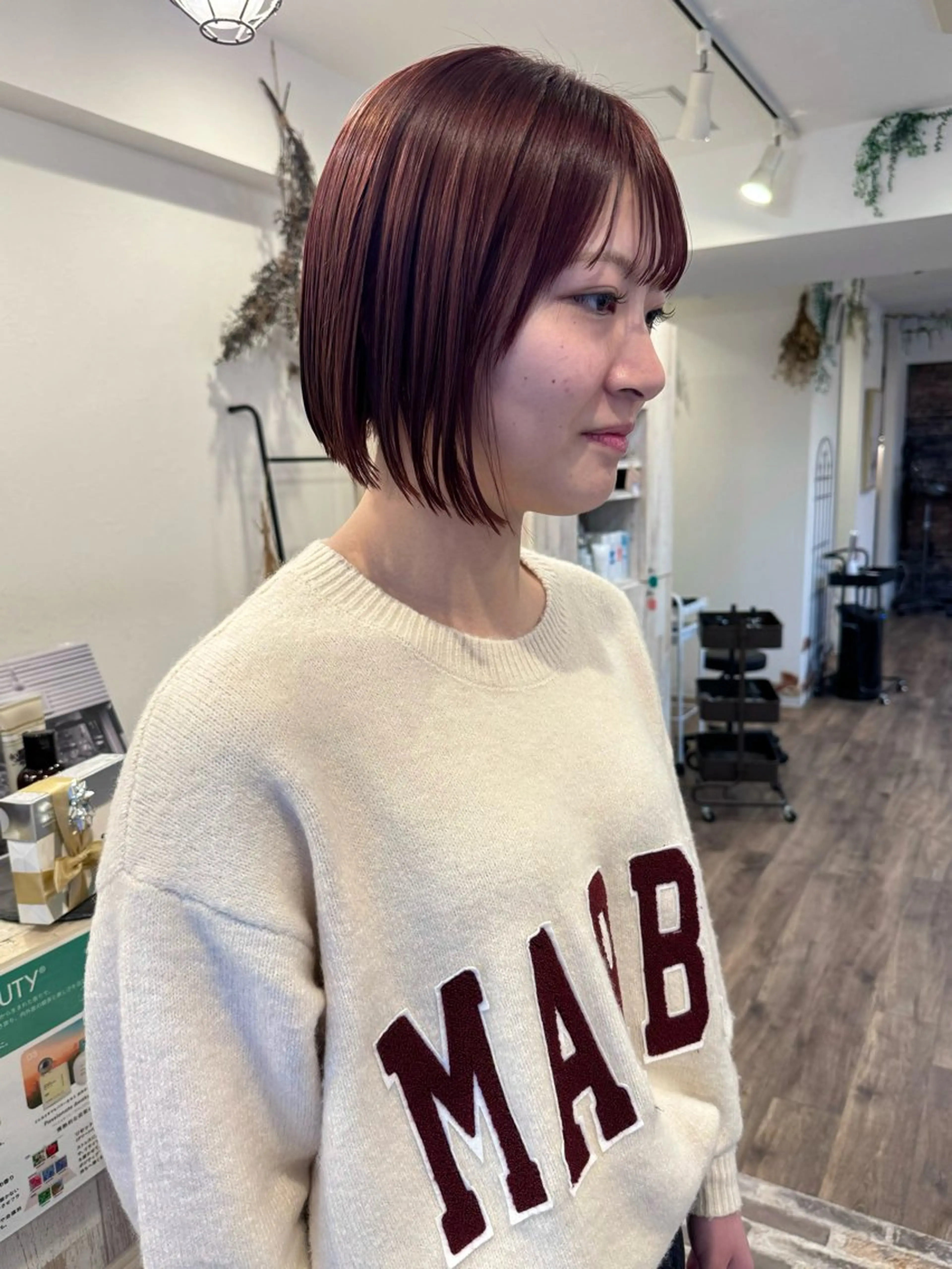 ショート カラー ブリーチ カシス ダブルカラー ブリーチなしカラー レッドカラー ヘアカラー m ā l o.🌷 サカモトマイコのヘアスタイル
