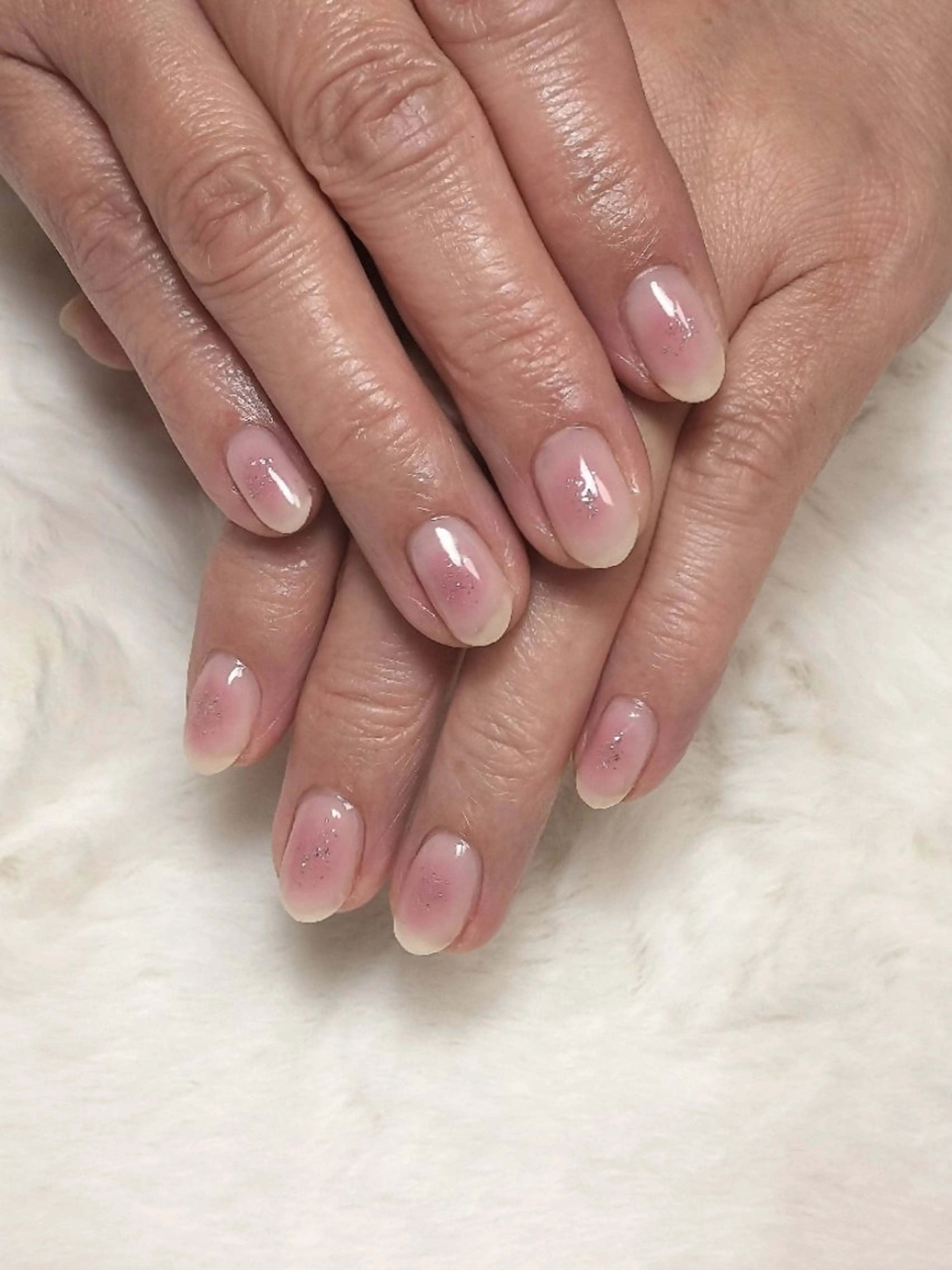 ネイル チークネイル megumi. sのネイルデザイン