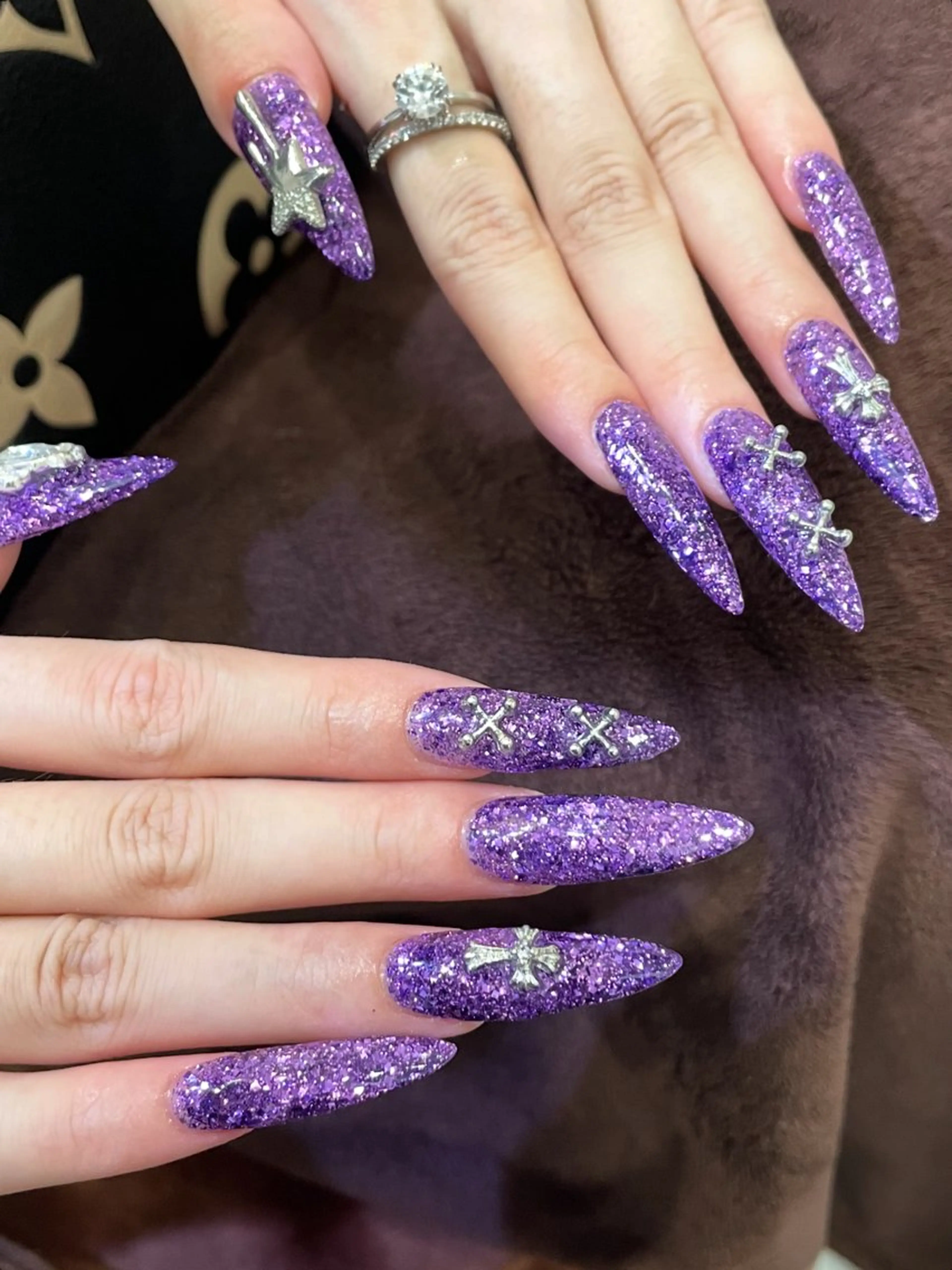 撮影用モデル様。本日。1名様のみ。ハンドネイル、アクリルスカルプアート込み。オフ代別途。確認事項があります。の写真