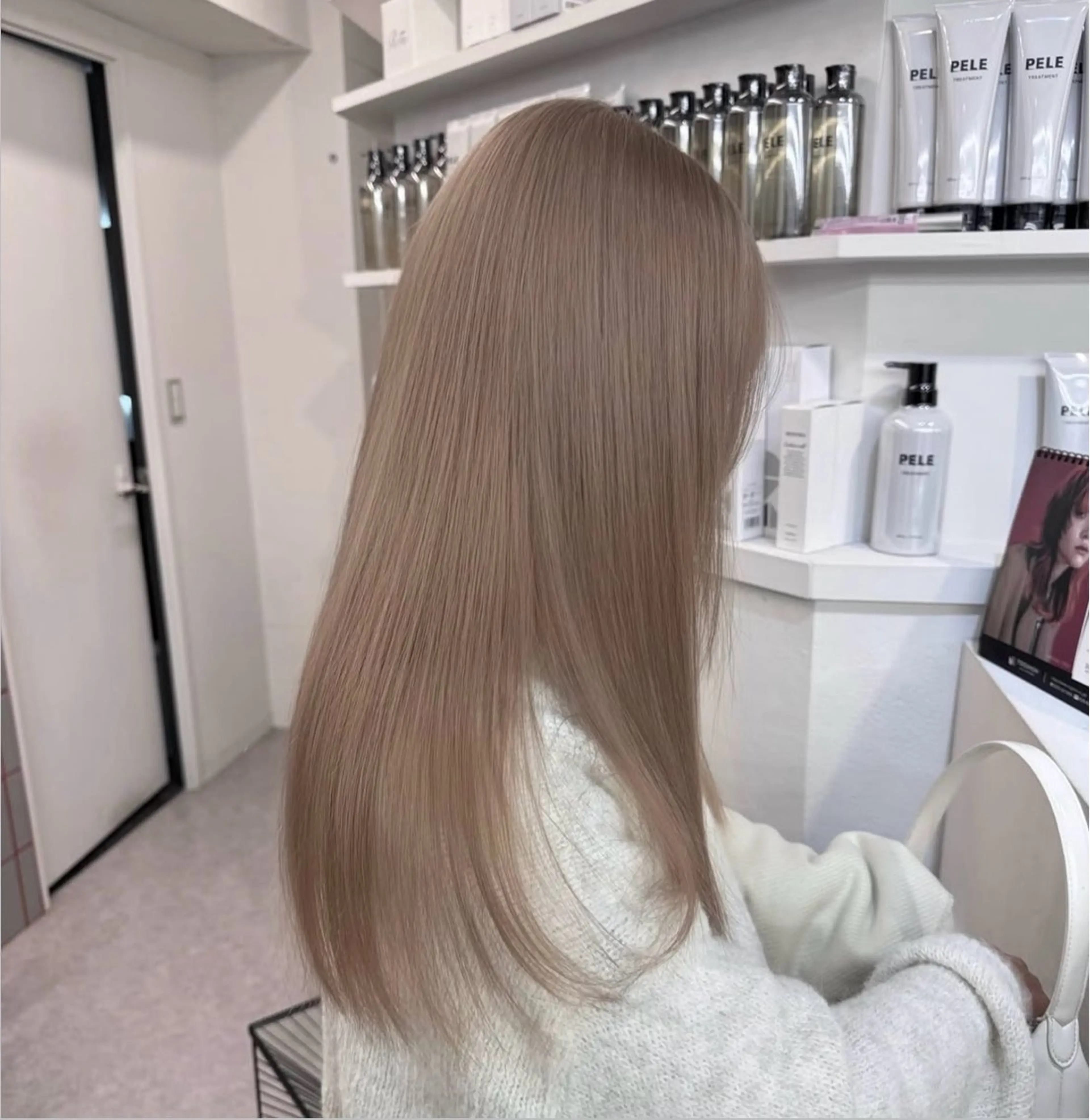 ロング PELE所属・【渋谷ハイトーン/ ブリーチ】ミサキ🎀のヘアスタイル