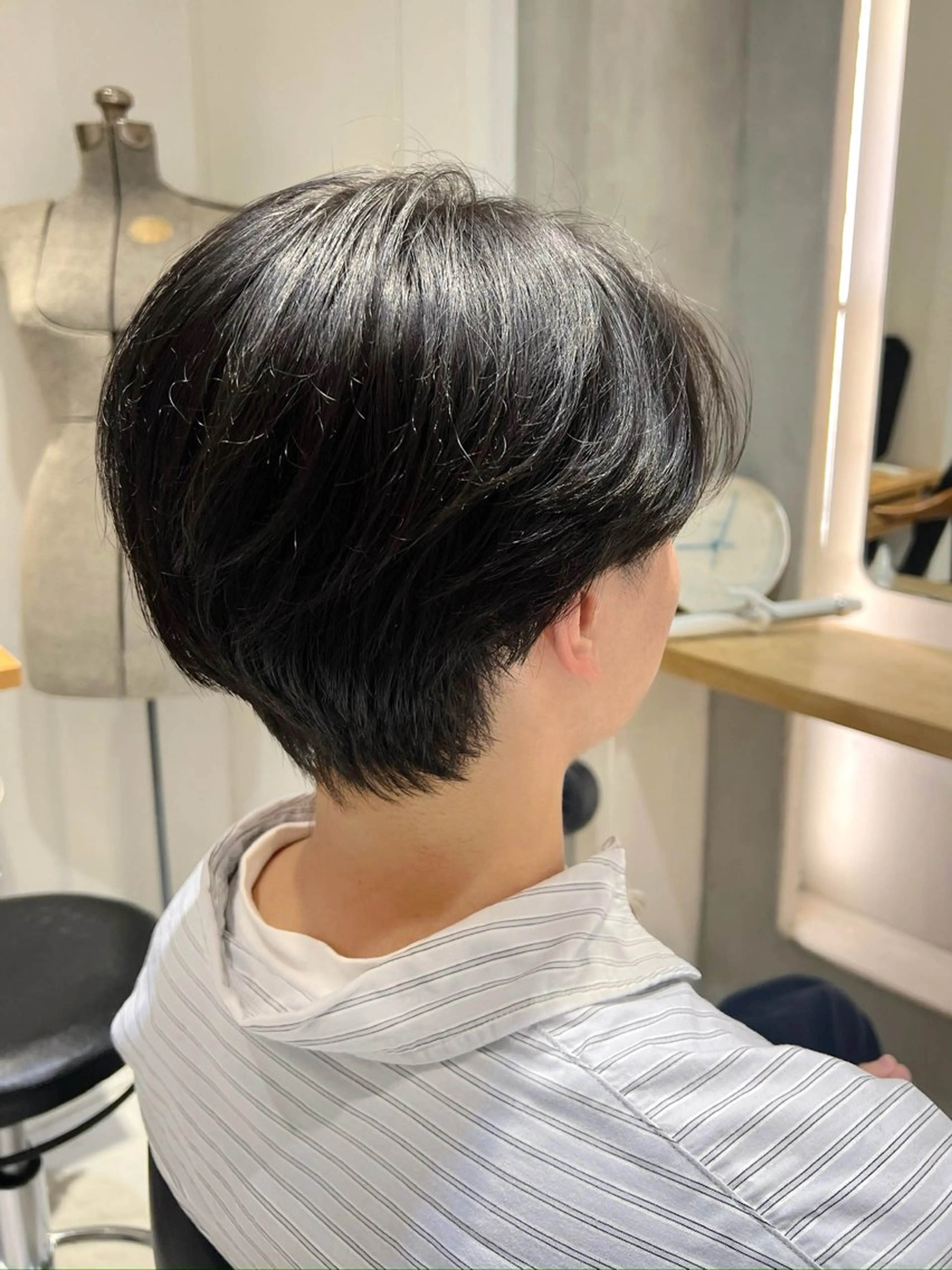 メンズ くすみカラー/メンズ ‎/縮毛/川添桃花‎のヘアスタイル