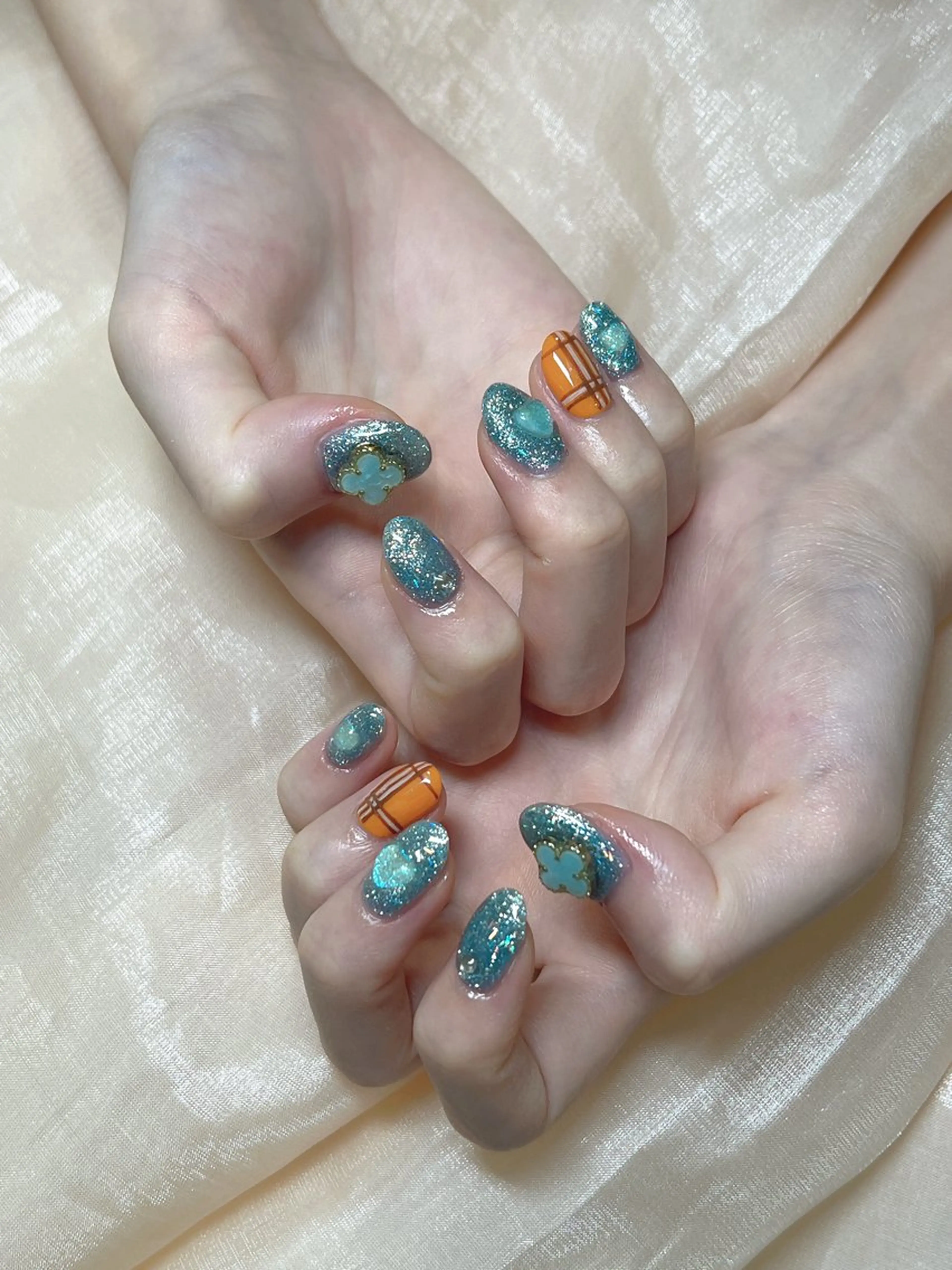 ネイル Rarity ネイルサロン所属・Rarity ネイルサロンのネイルデザイン