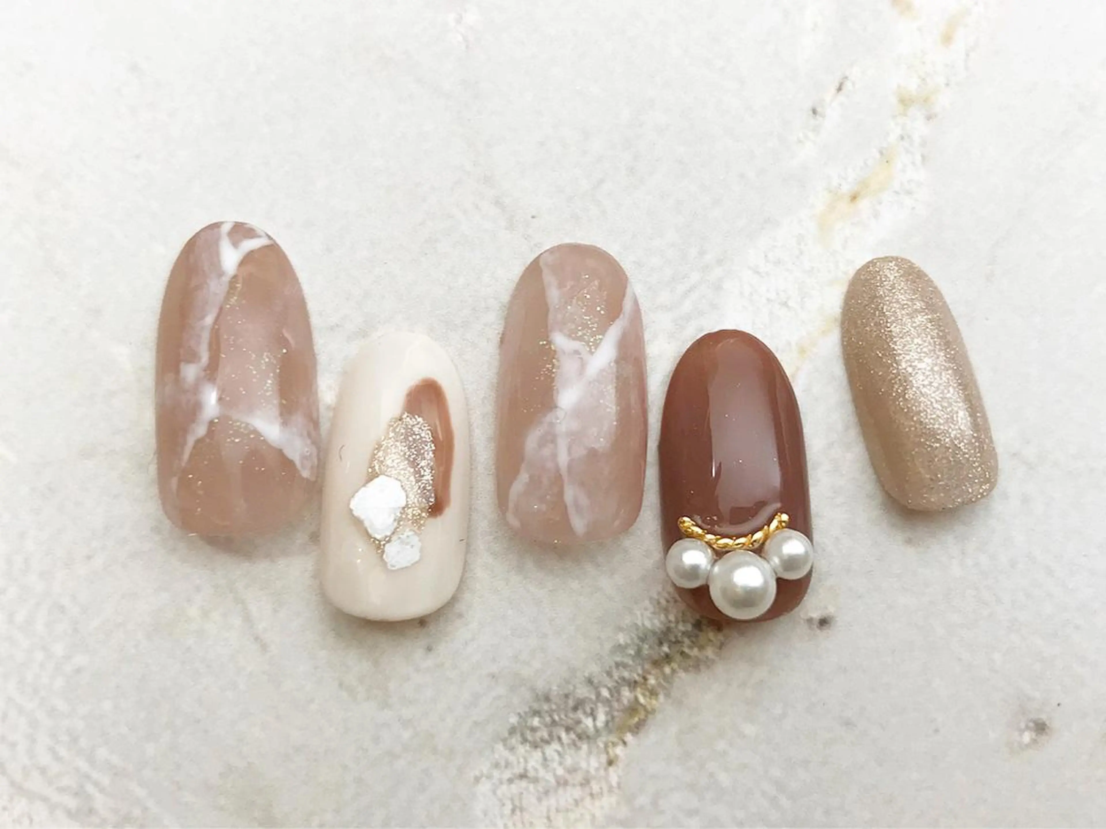 ネイル リセ有楽町店 ネイリストのネイルデザイン