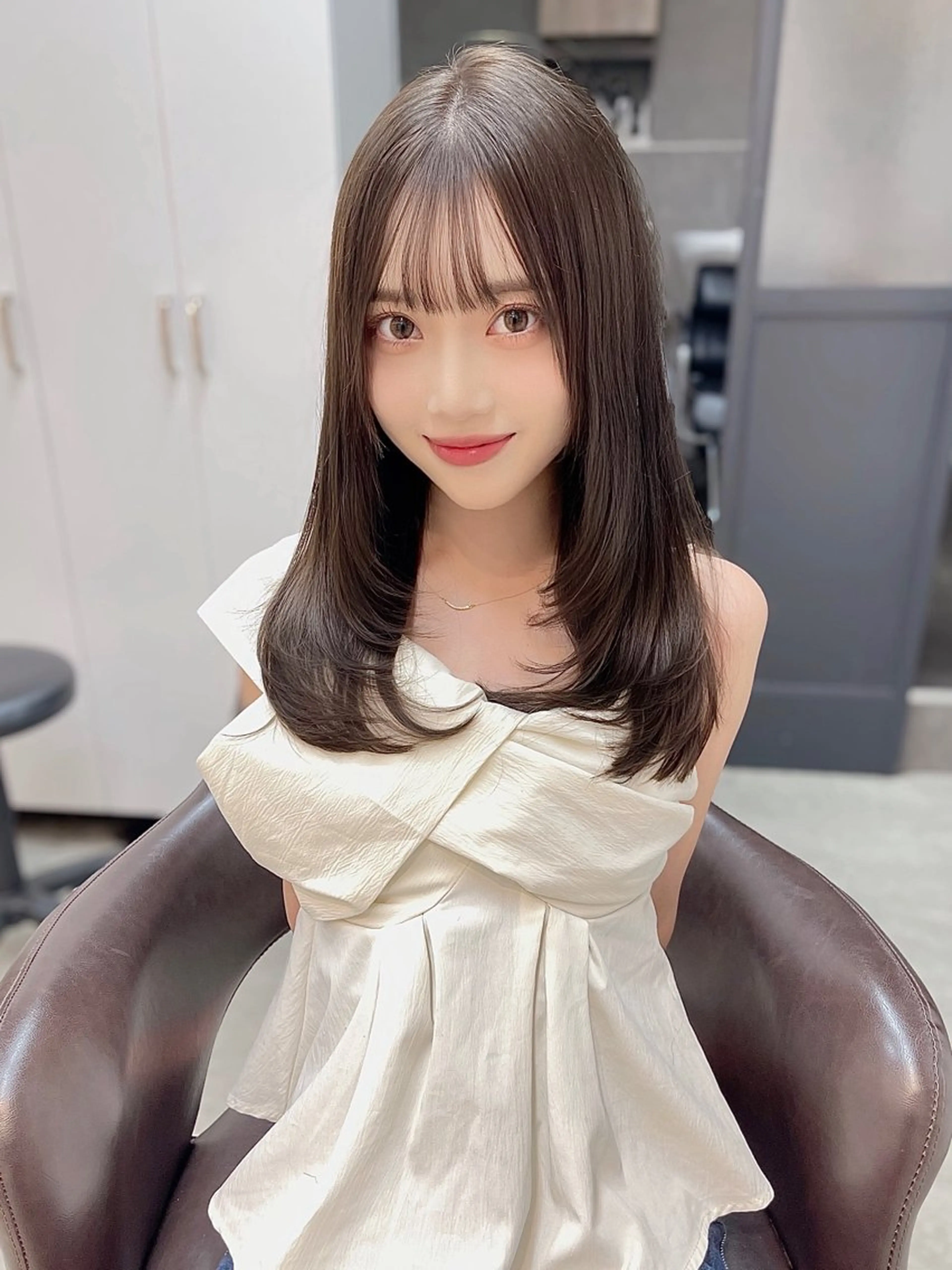 セミロング neaf六本木所属・韓国風レイヤー ショート/犬塚 優介のヘアスタイル