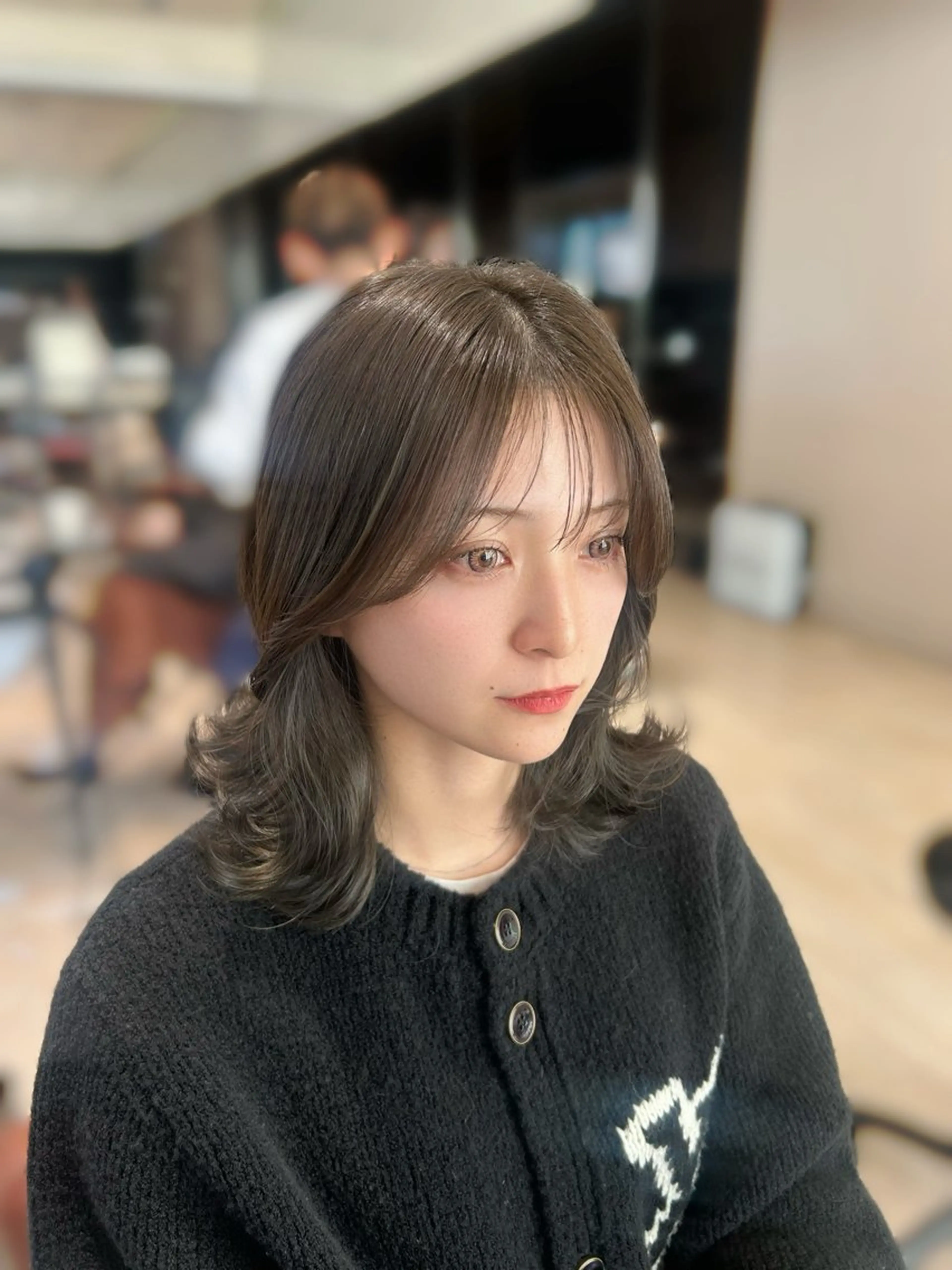 ミディアム カット 🎀大竹美侑／顔まわ りカット／レイヤーのヘアスタイル