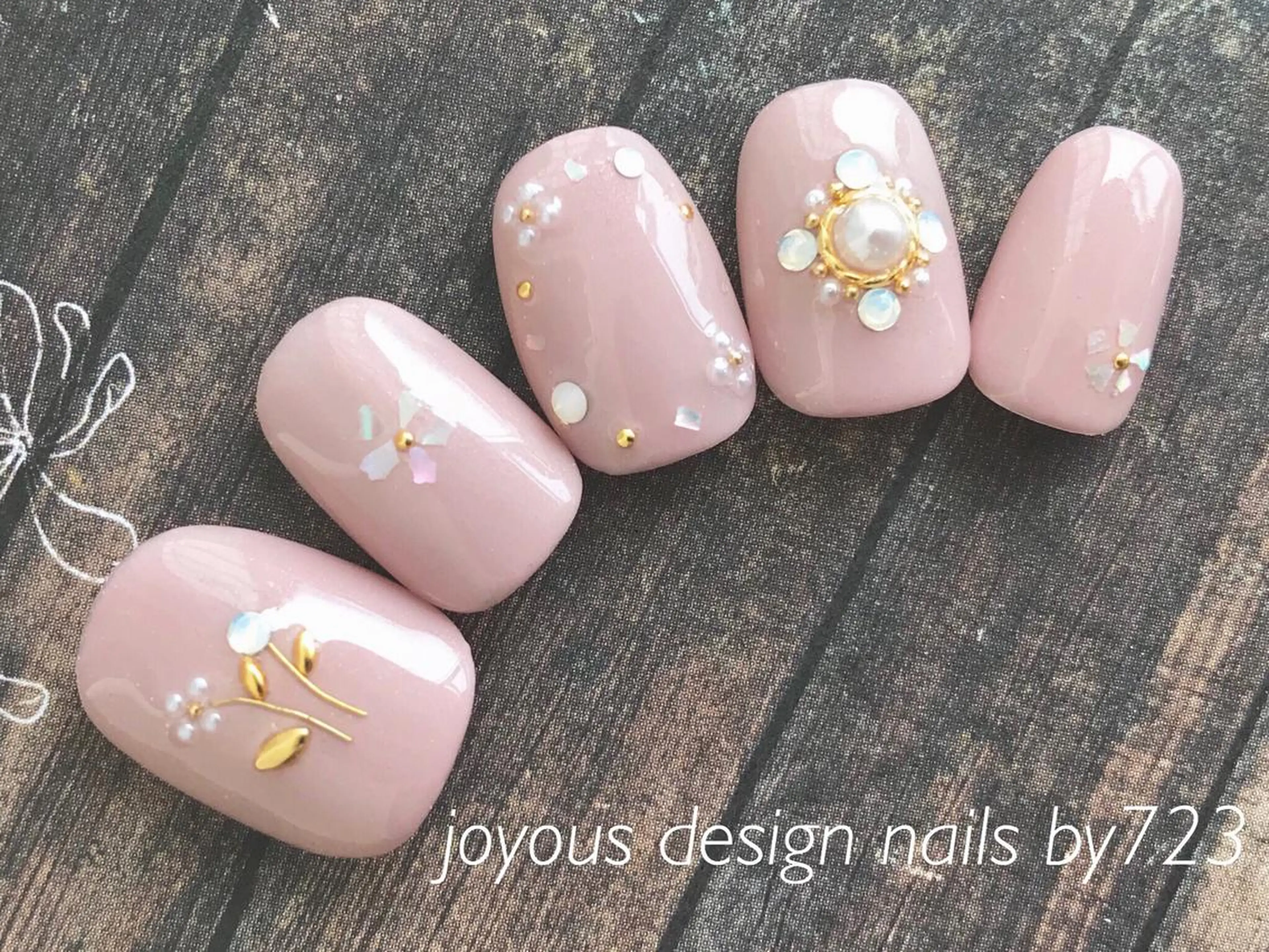 ネイル ハンドネイル jdn natsumiのネイルデザイン