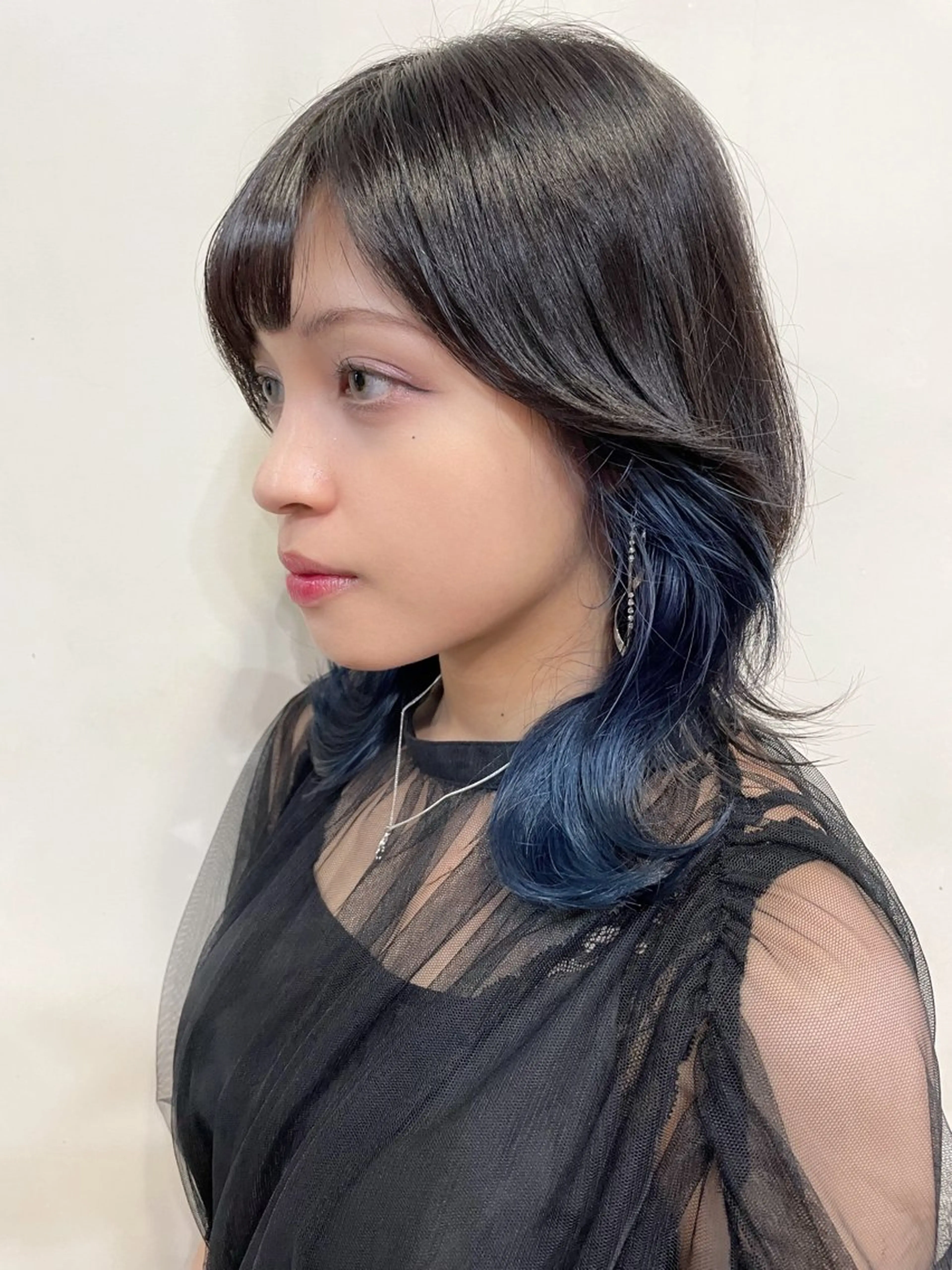 ミディアム くびれヘア 外国人風カラー 髪質改善 韓国風ヘア レイヤーカット ヘアカラー ブリーチ／ 髪質改善／ＲＹＯのヘアスタイル