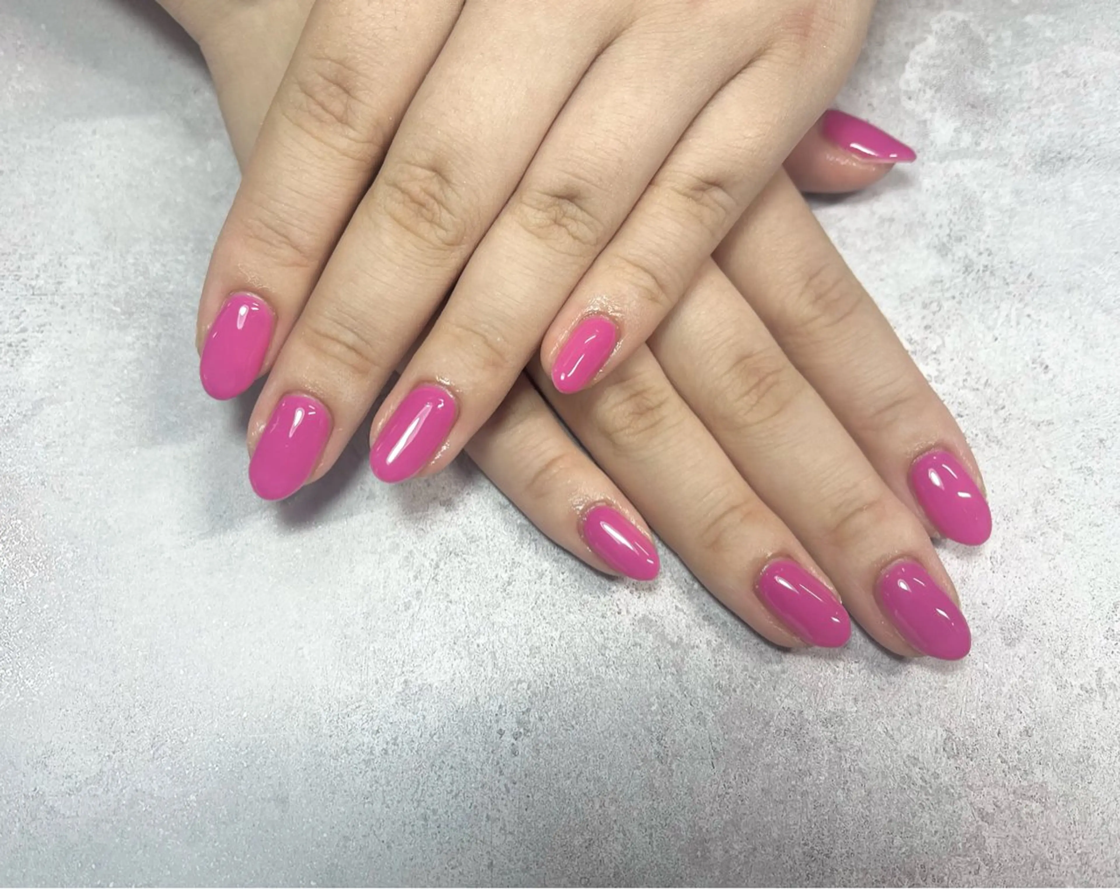 ネイル ワンカラーネイル more Private Nail Salon所属・K. makiのネイルデザイン