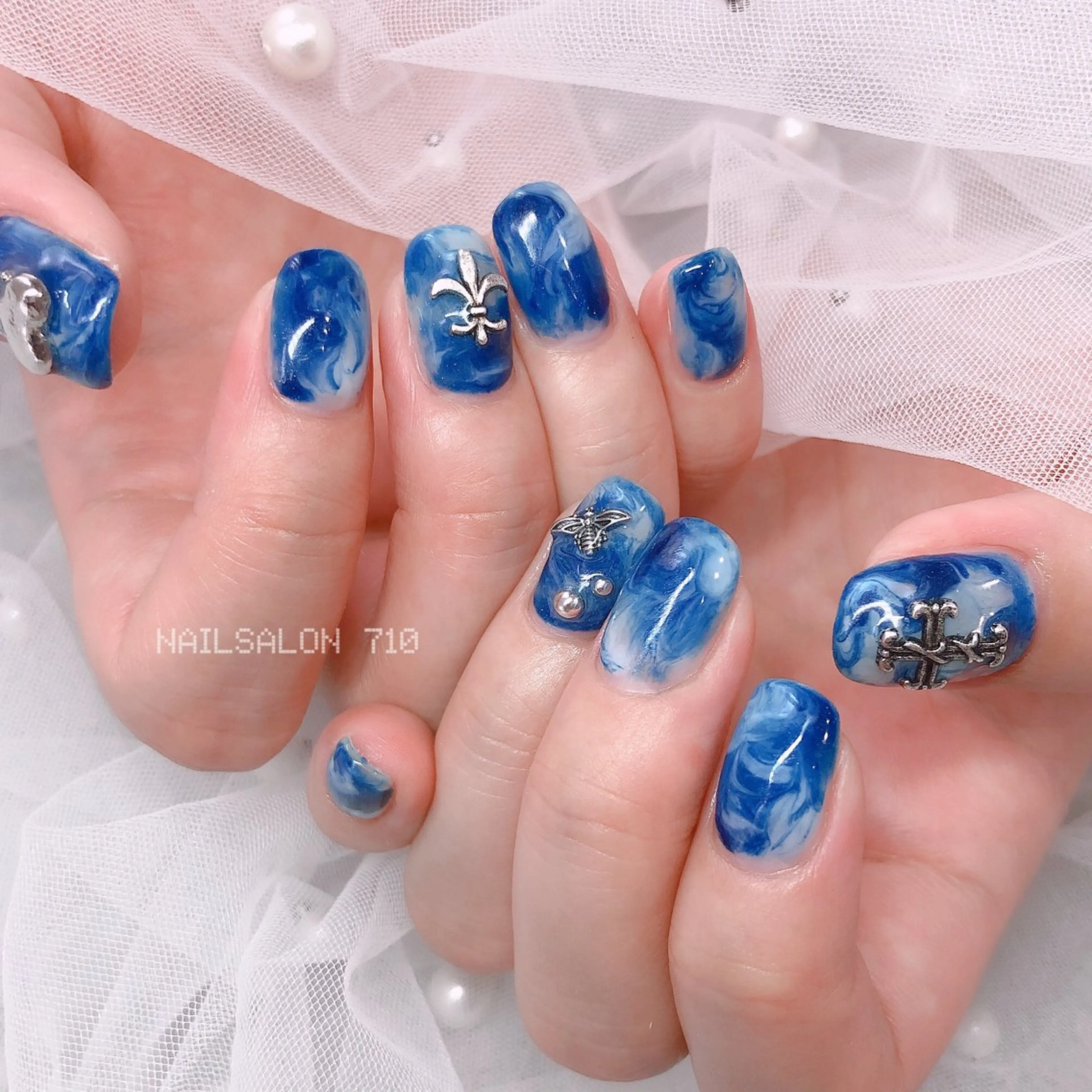 ネイル ハンドネイル フットネイル ナナイチゼロ I.Naoのネイルデザイン