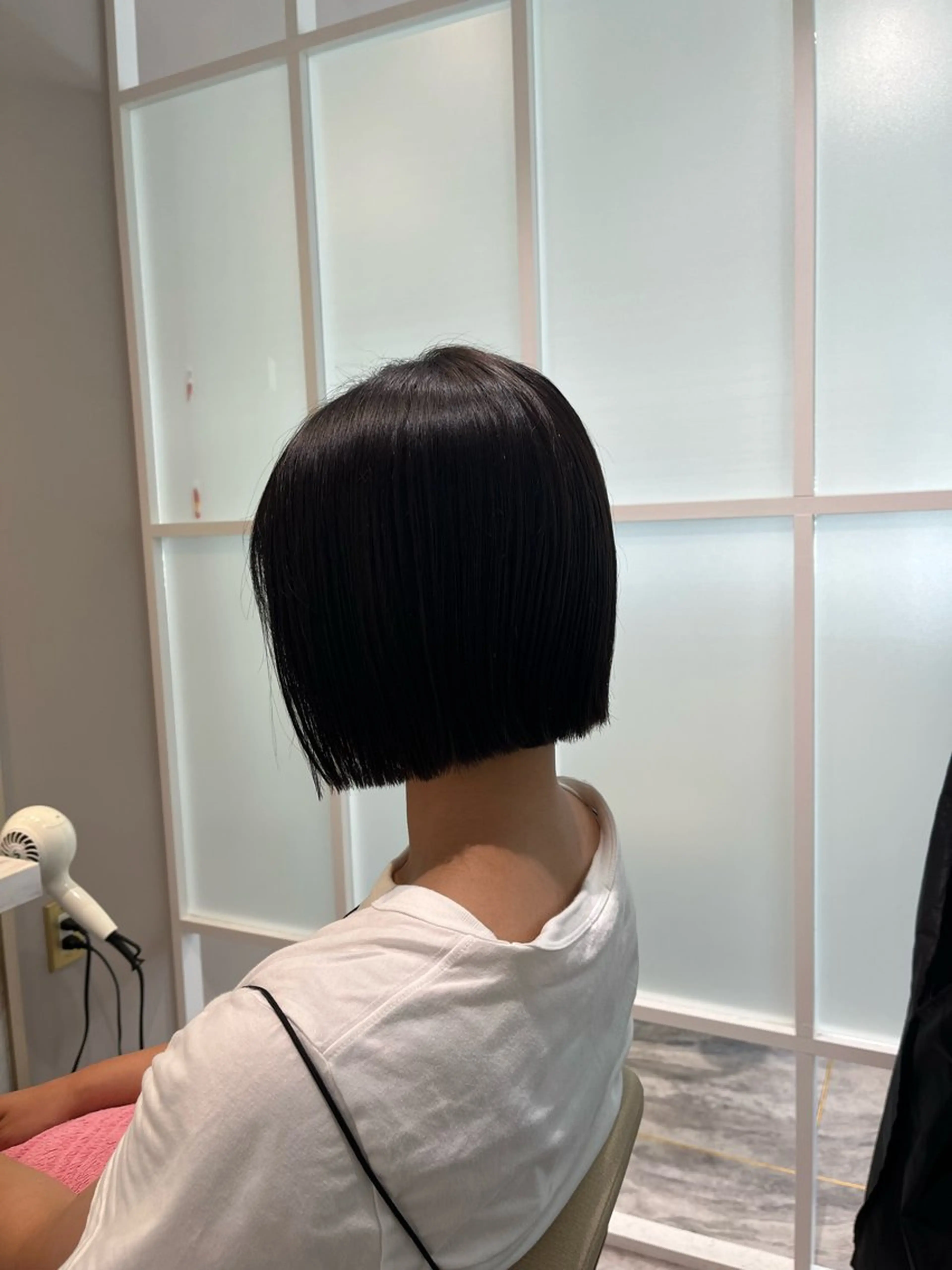 ショート カット ヘアカラー トリートメント 艶ボブ🌼 MAHOのヘアスタイル