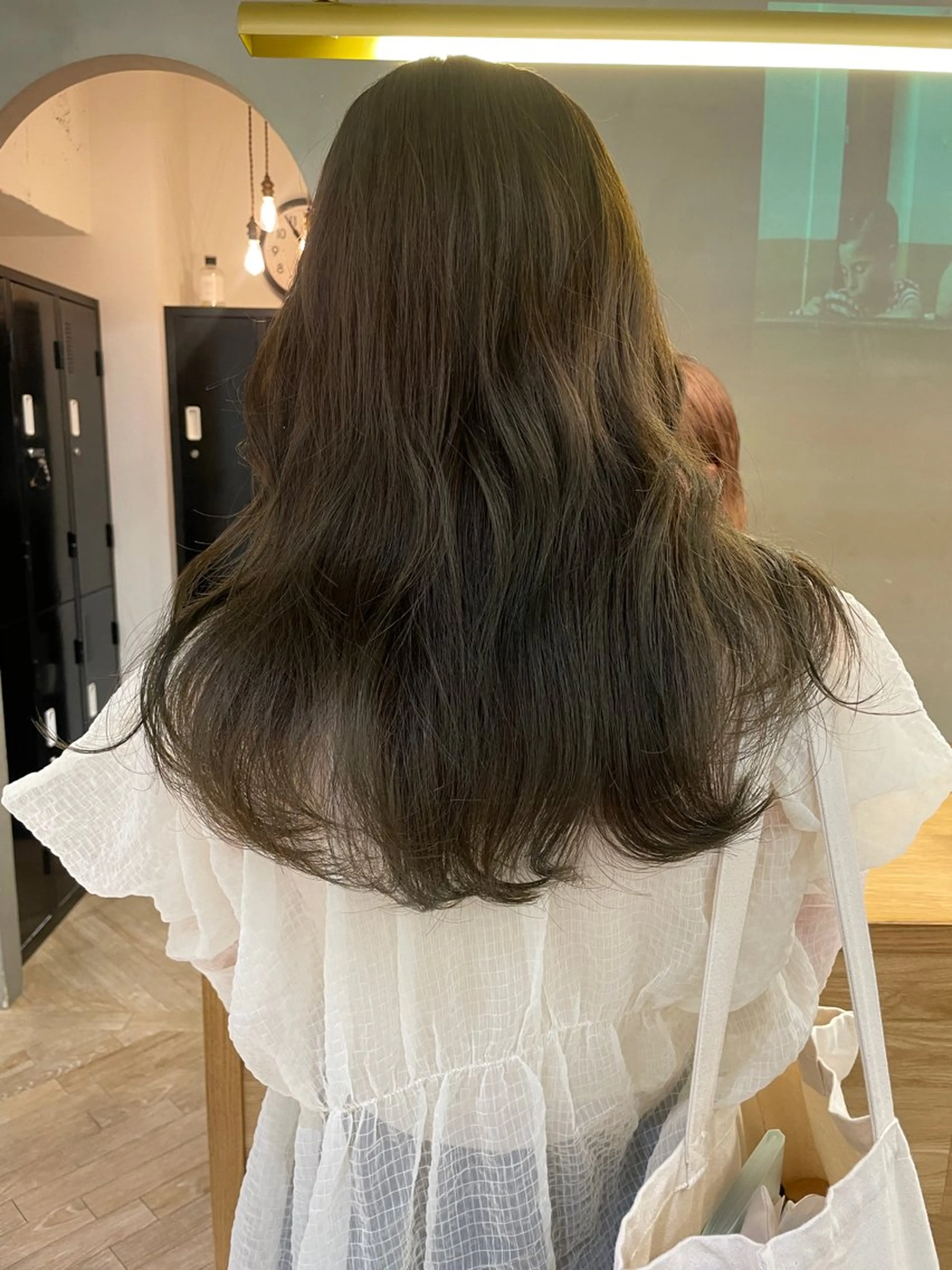 セミロング 透明感🎀LOREN エリコ🌈のヘアスタイル